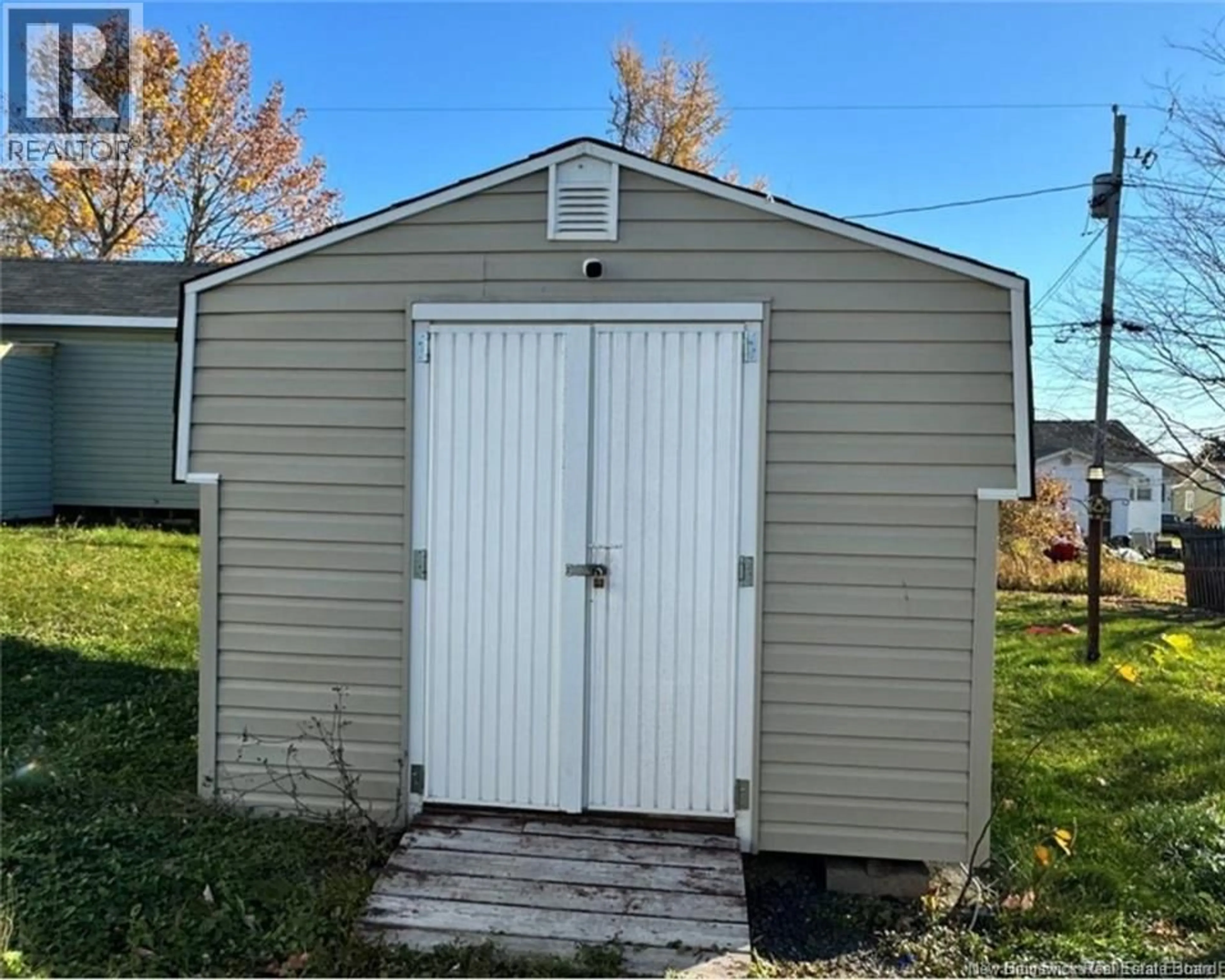 Shed for 10 COPP STREET, Dieppe New Brunswick E1A2H1