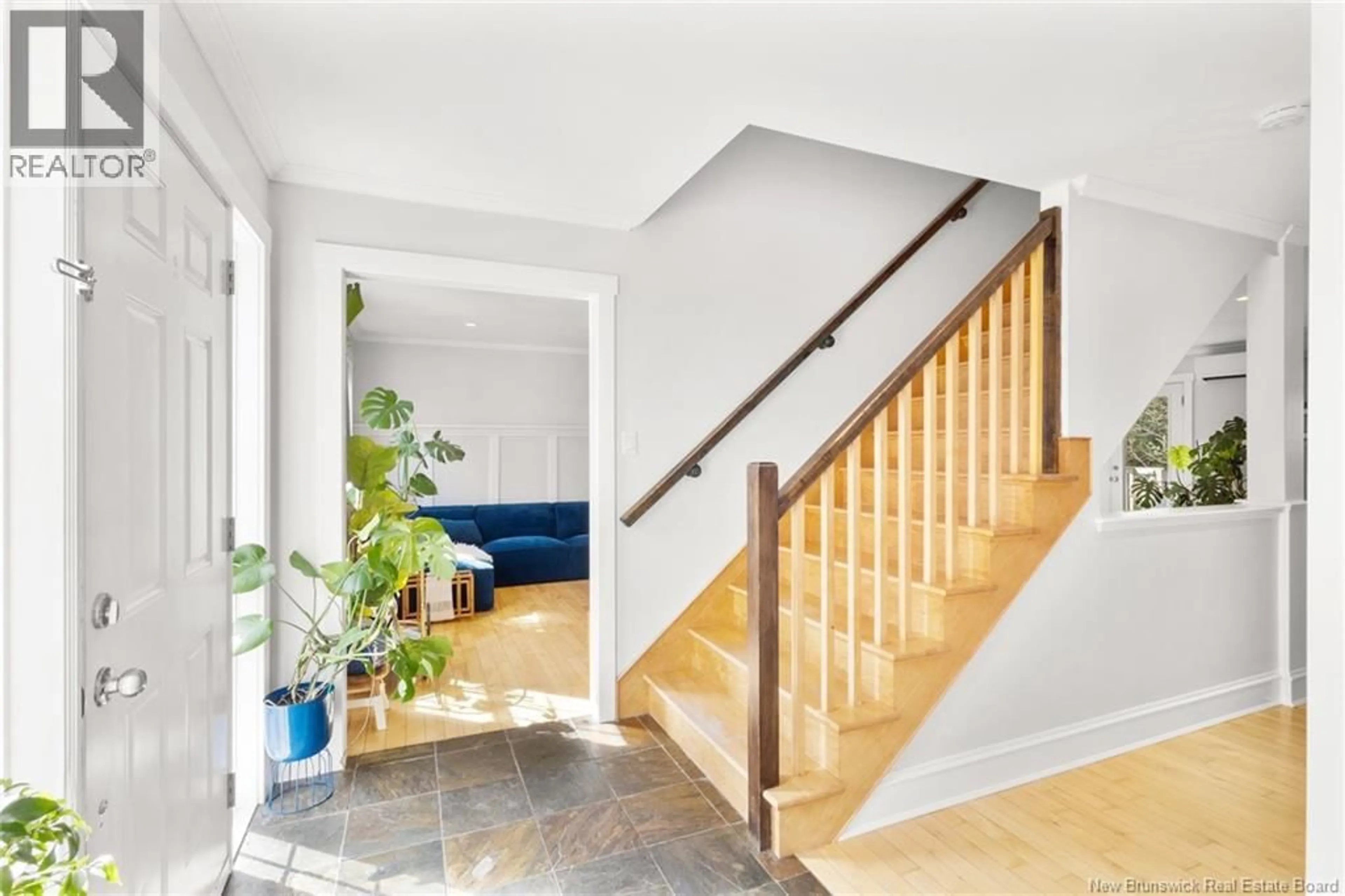 Stairs for 107 STIRLING DRIVE, Fredericton New Brunswick E3A9E9