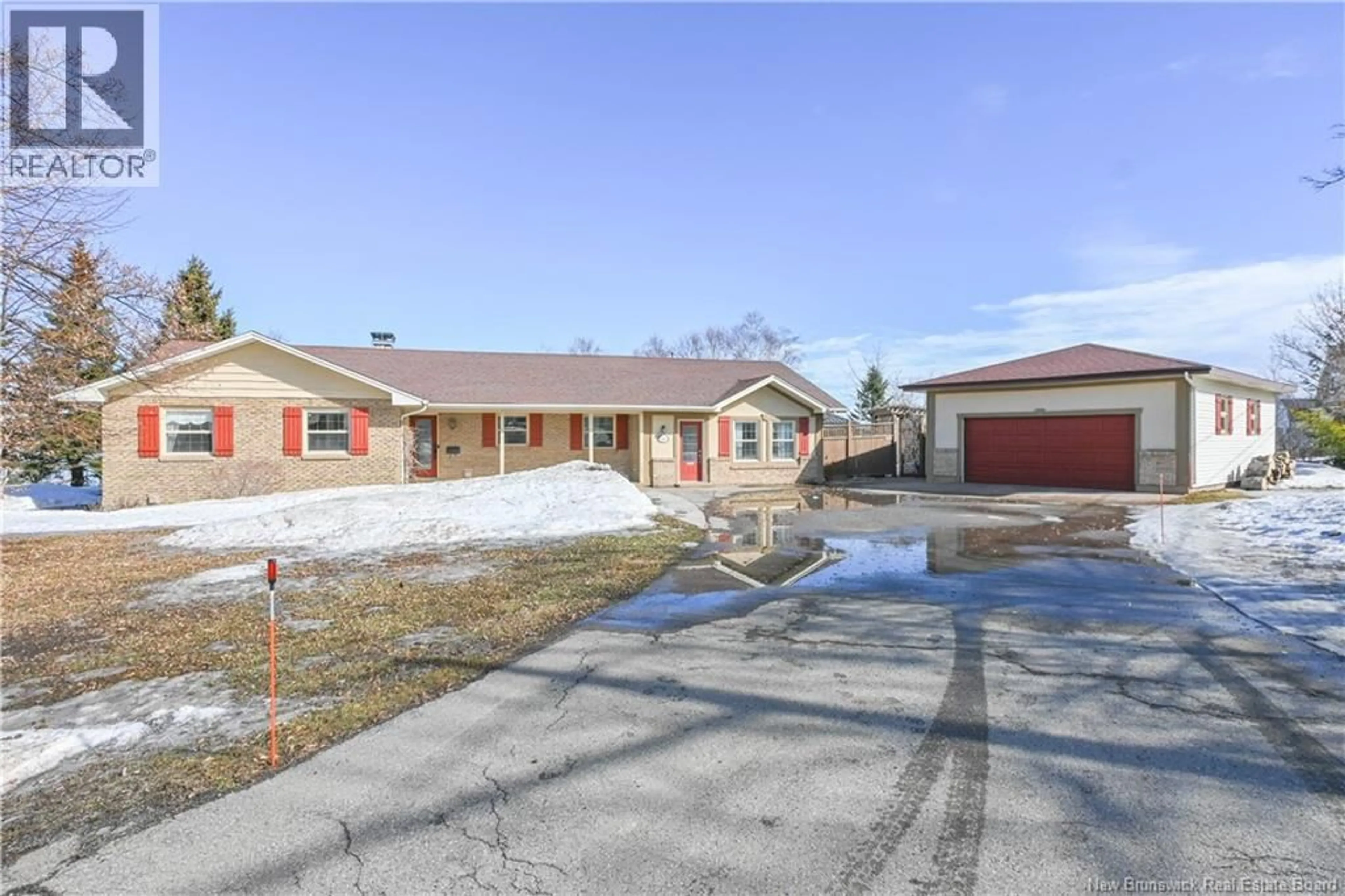 Home with brick exterior material, street for 401 CÉLINE STREET, Tracadie New Brunswick E1X1A4