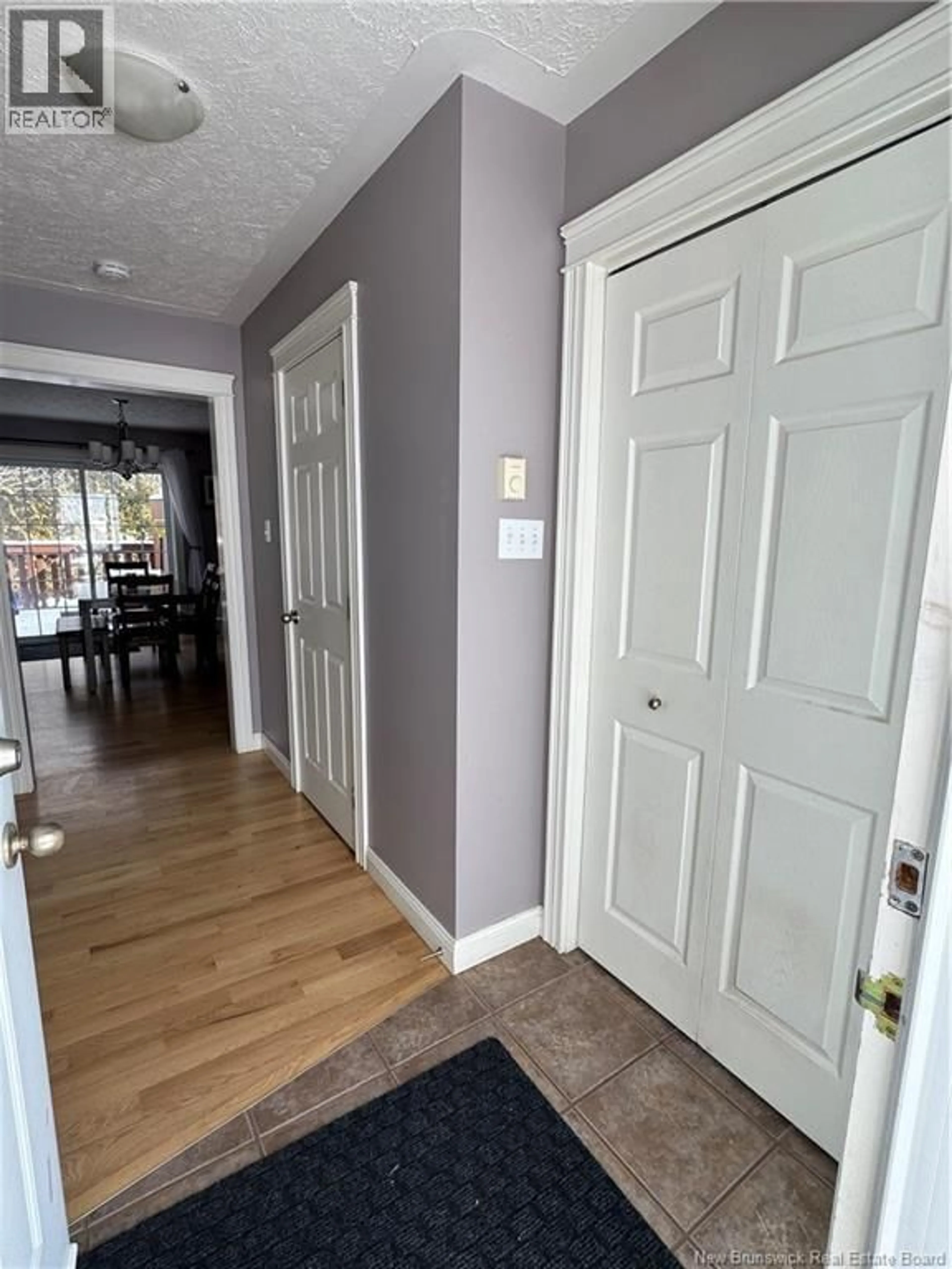Indoor entryway for 9 HARRIS STREET, Oromocto New Brunswick E2V0A7