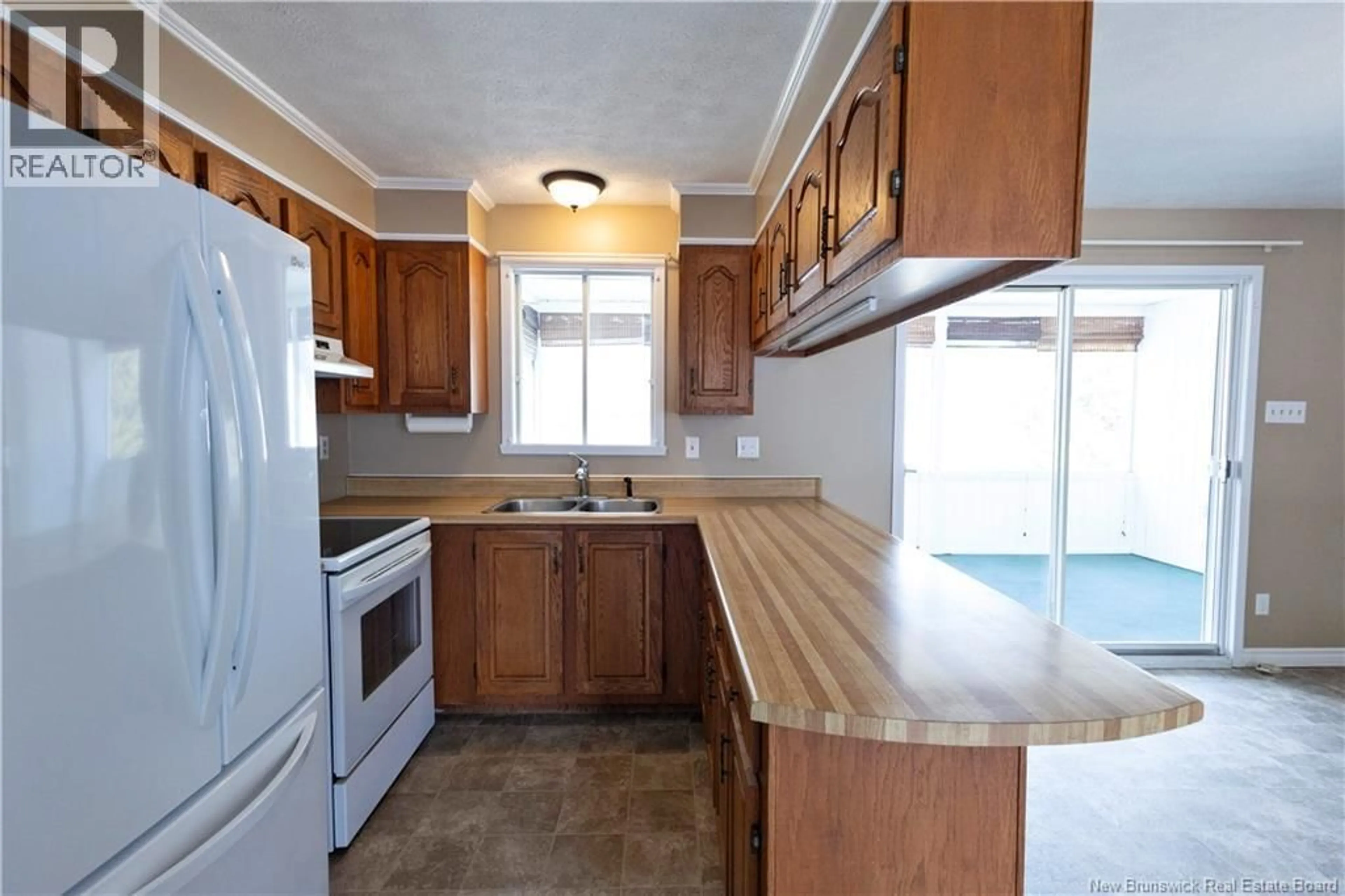 Standard kitchen, unknown for 520 EVERARD H. DAIGLE BOULEVARD, Grand-Sault/Grand Falls New Brunswick E3Z2R4