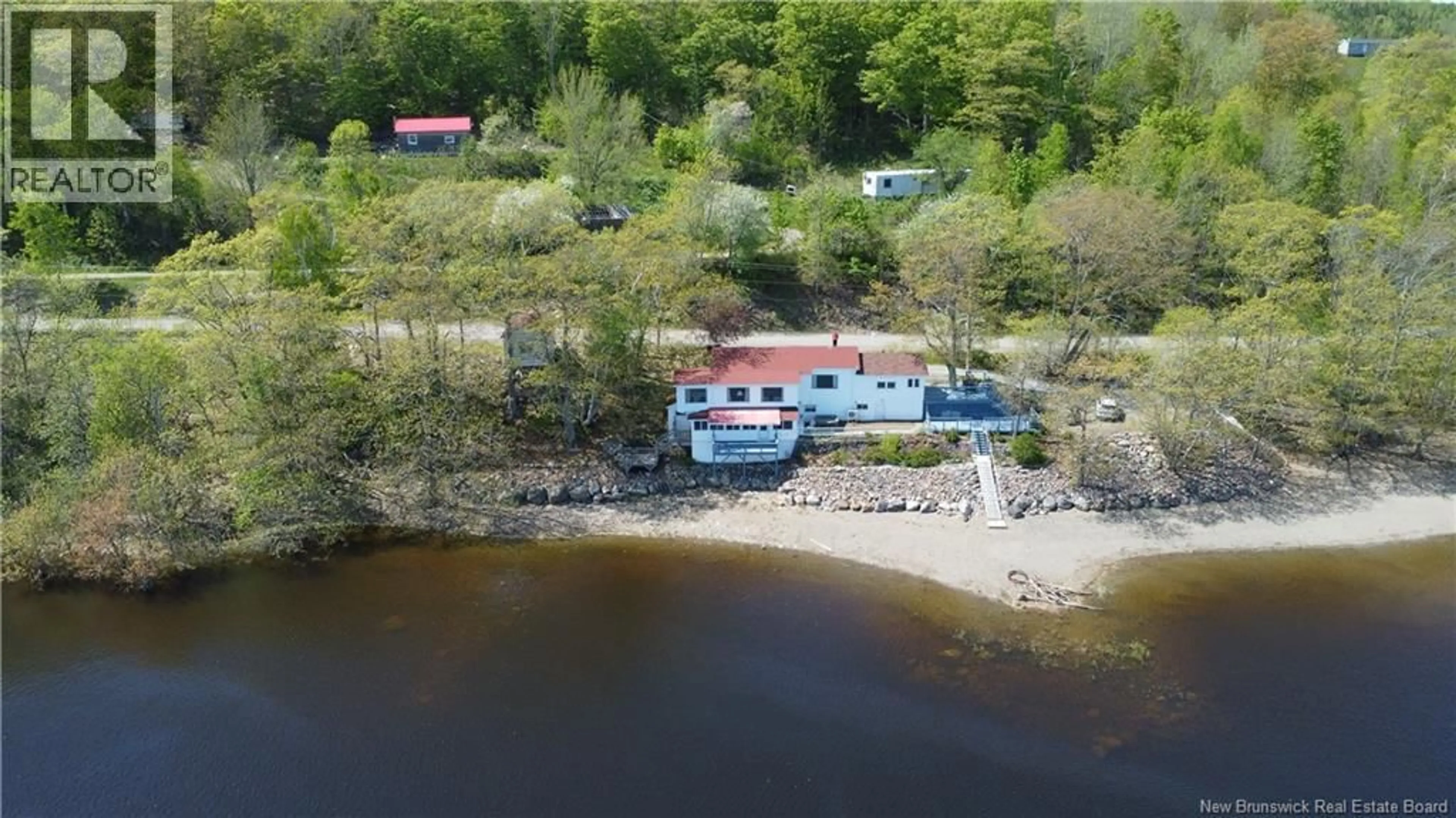 A pic from outside/outdoor area/front of a property/back of a property/a pic from drone, water/lake/river/ocean view for 6577 ROUTE 102, Oak Point New Brunswick E5M2G9