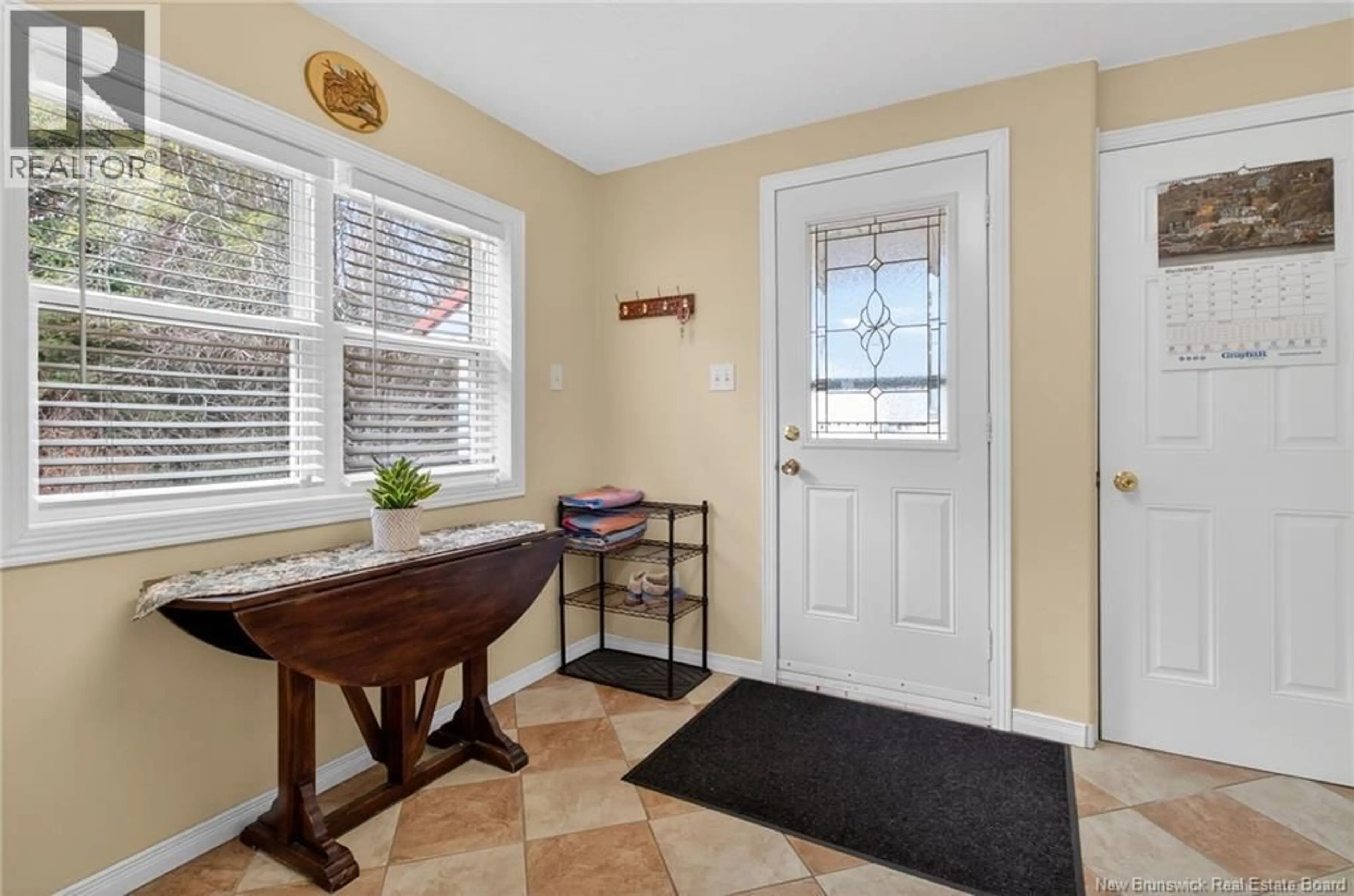 Indoor entryway for 20 WOODLAND BOULEVARD, Grande-Digue New Brunswick E4R5X9