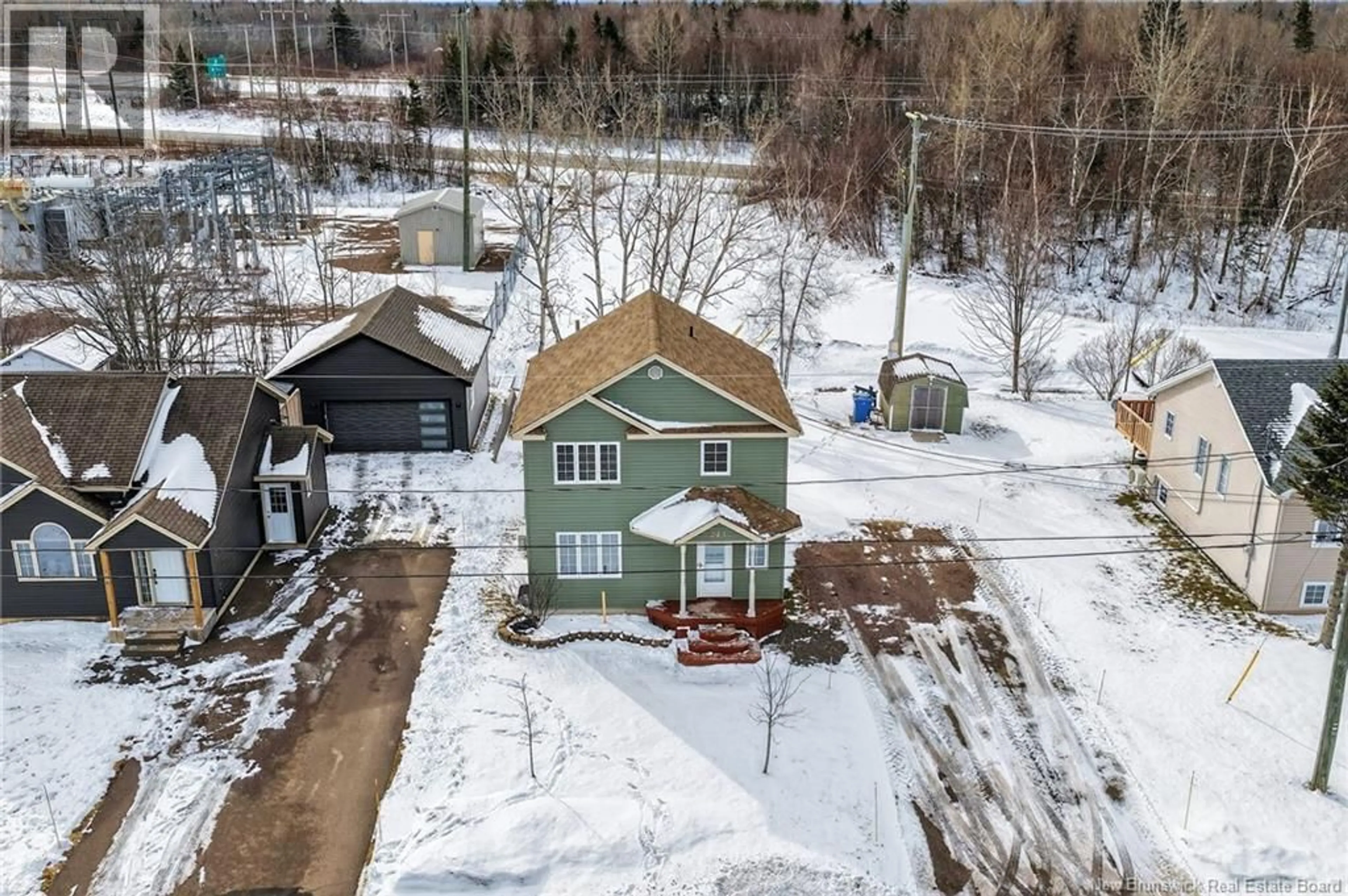 A pic from outside/outdoor area/front of a property/back of a property/a pic from drone, street for 243 LANDRY, Shediac New Brunswick E4P9E9