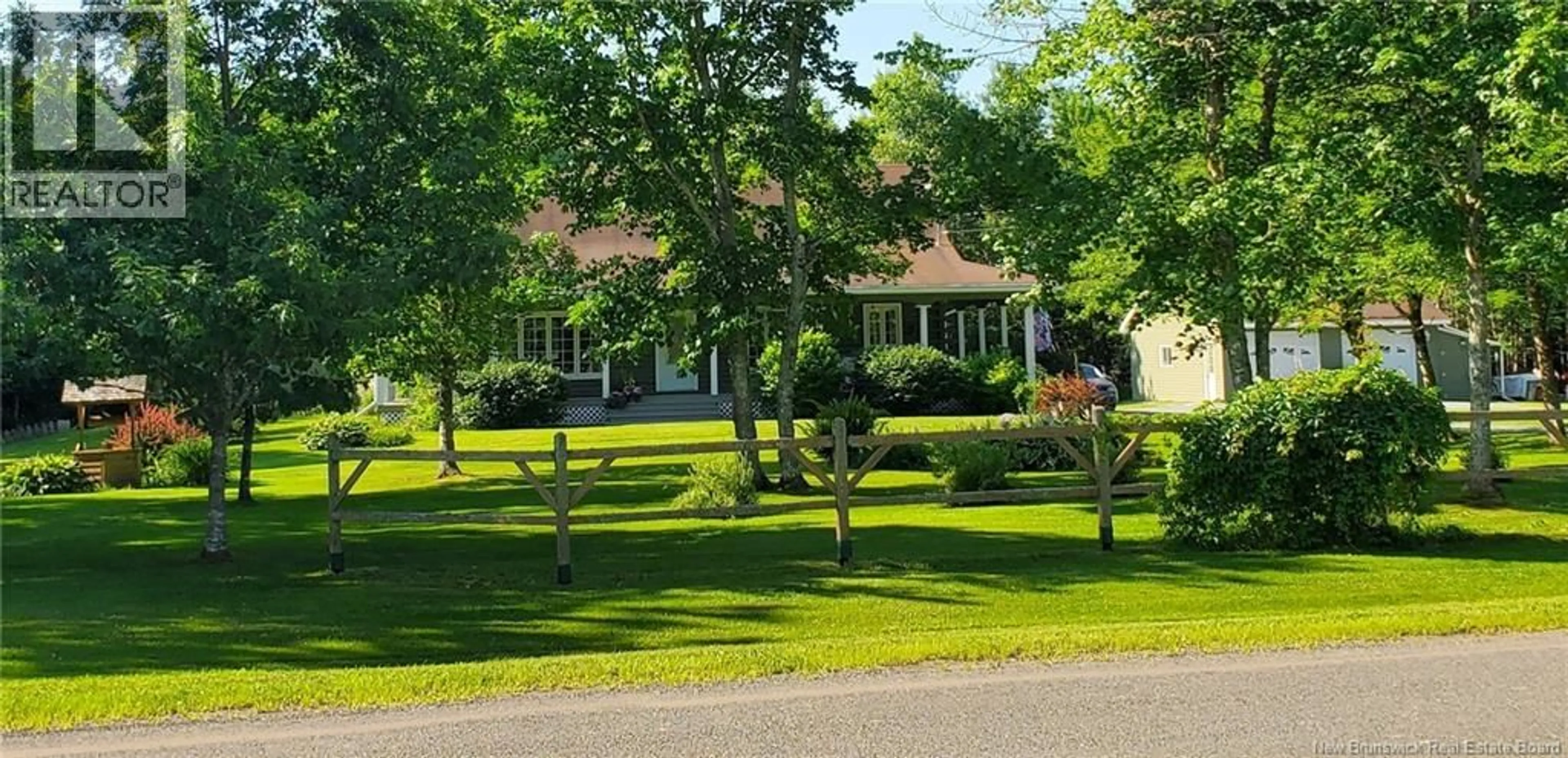 A pic from outside/outdoor area/front of a property/back of a property/a pic from drone, street for 17 WHITTAKER ROAD, Hoyt New Brunswick E5L2B3