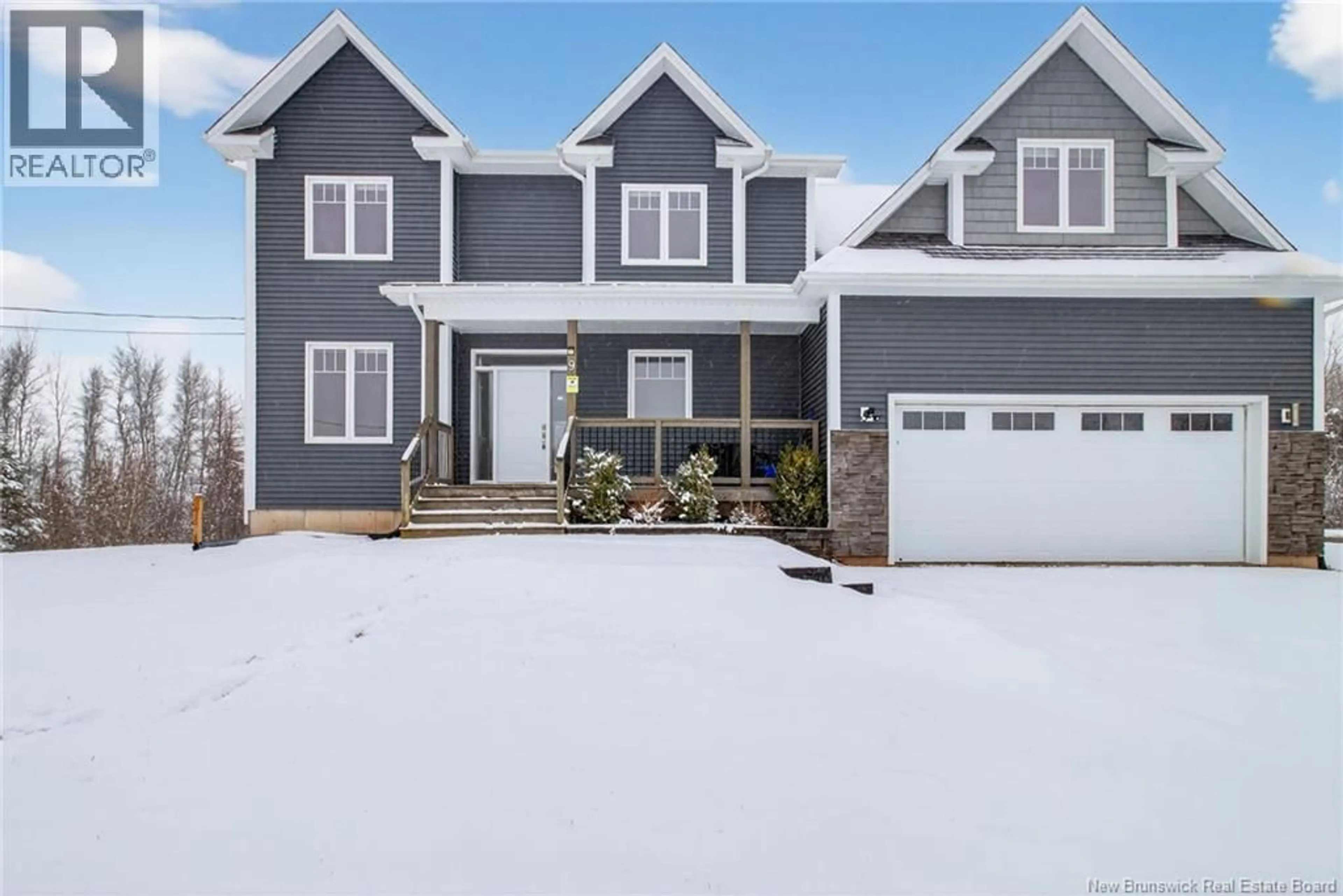 Home with vinyl exterior material, street for 9 STREAMSIDE COURT, Berry Mills New Brunswick E1G3Z8