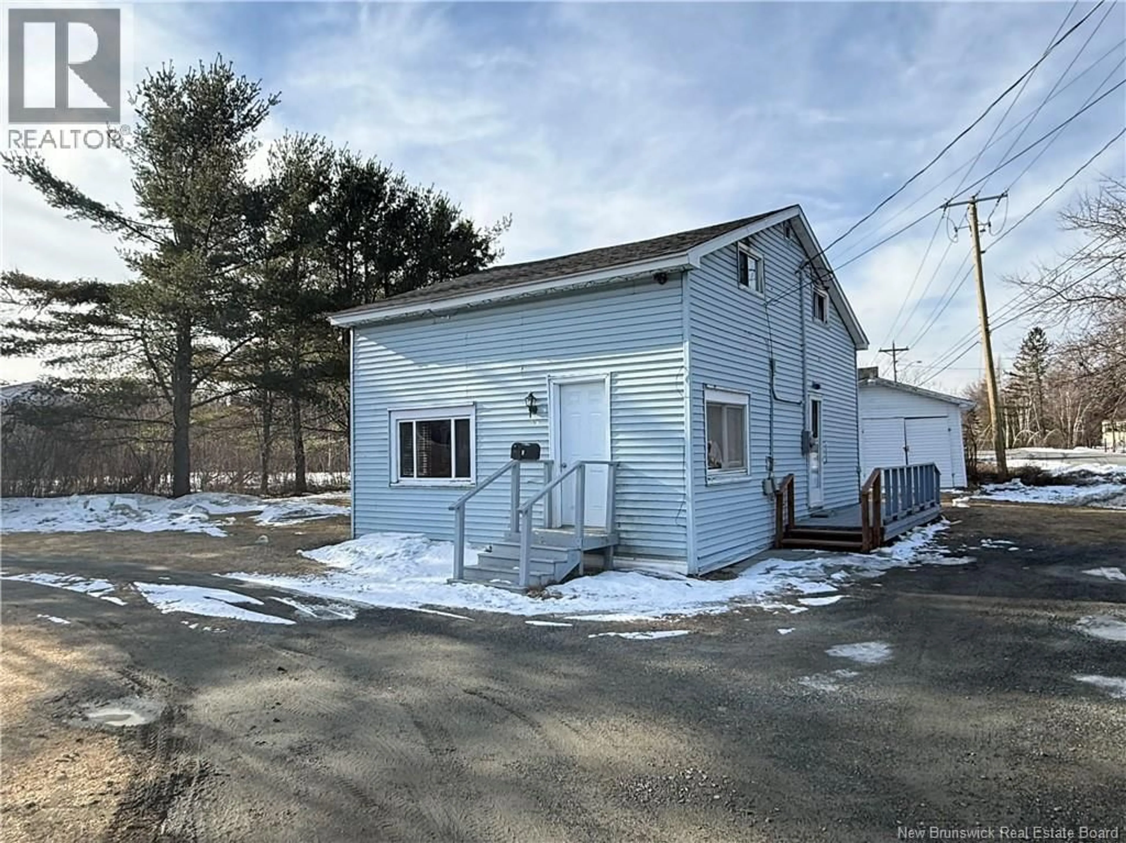 Unknown for 667 NEWCASTLE BLVD, Miramichi New Brunswick E1V2L1