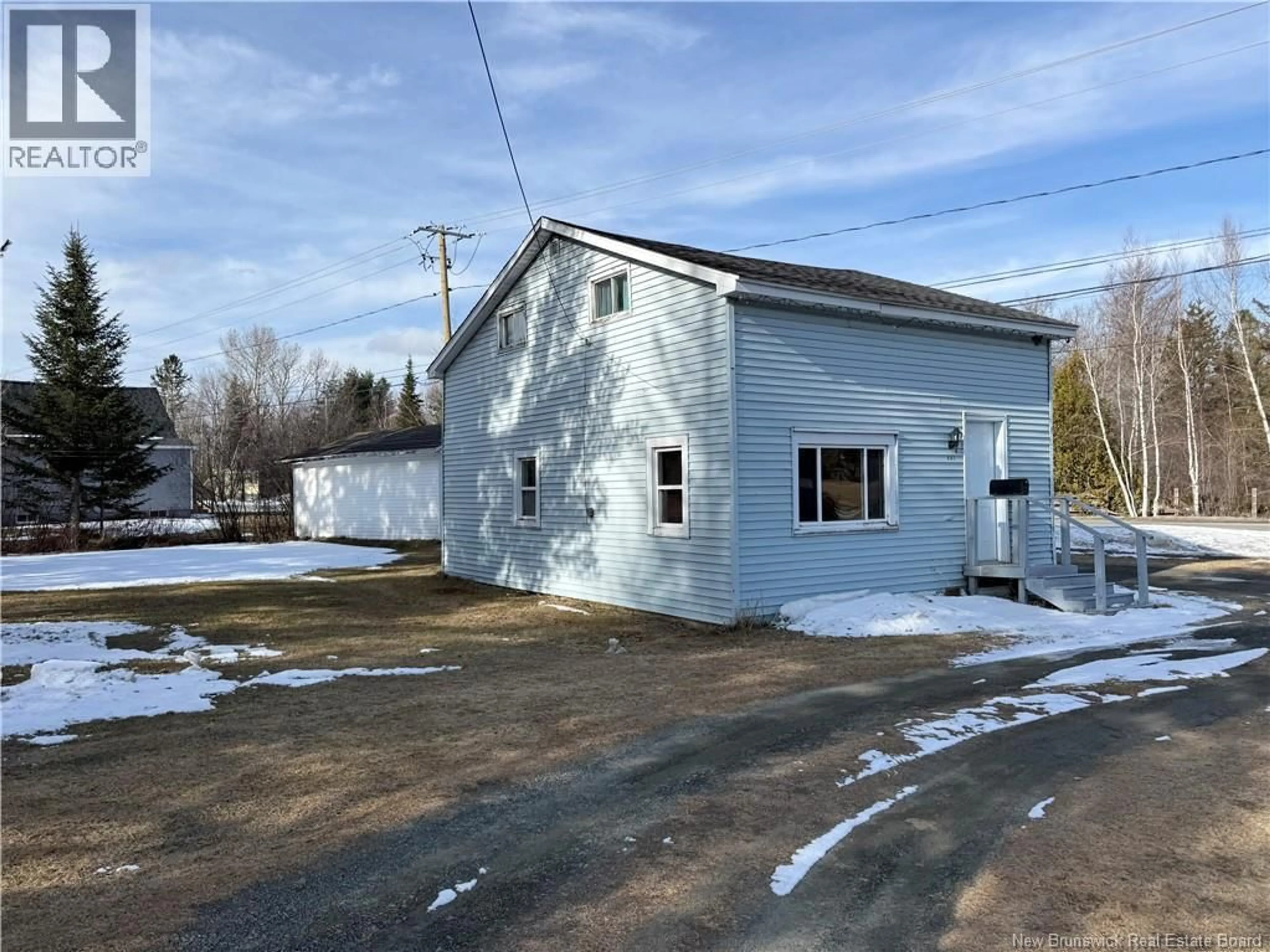 Unknown for 667 NEWCASTLE BLVD, Miramichi New Brunswick E1V2L1