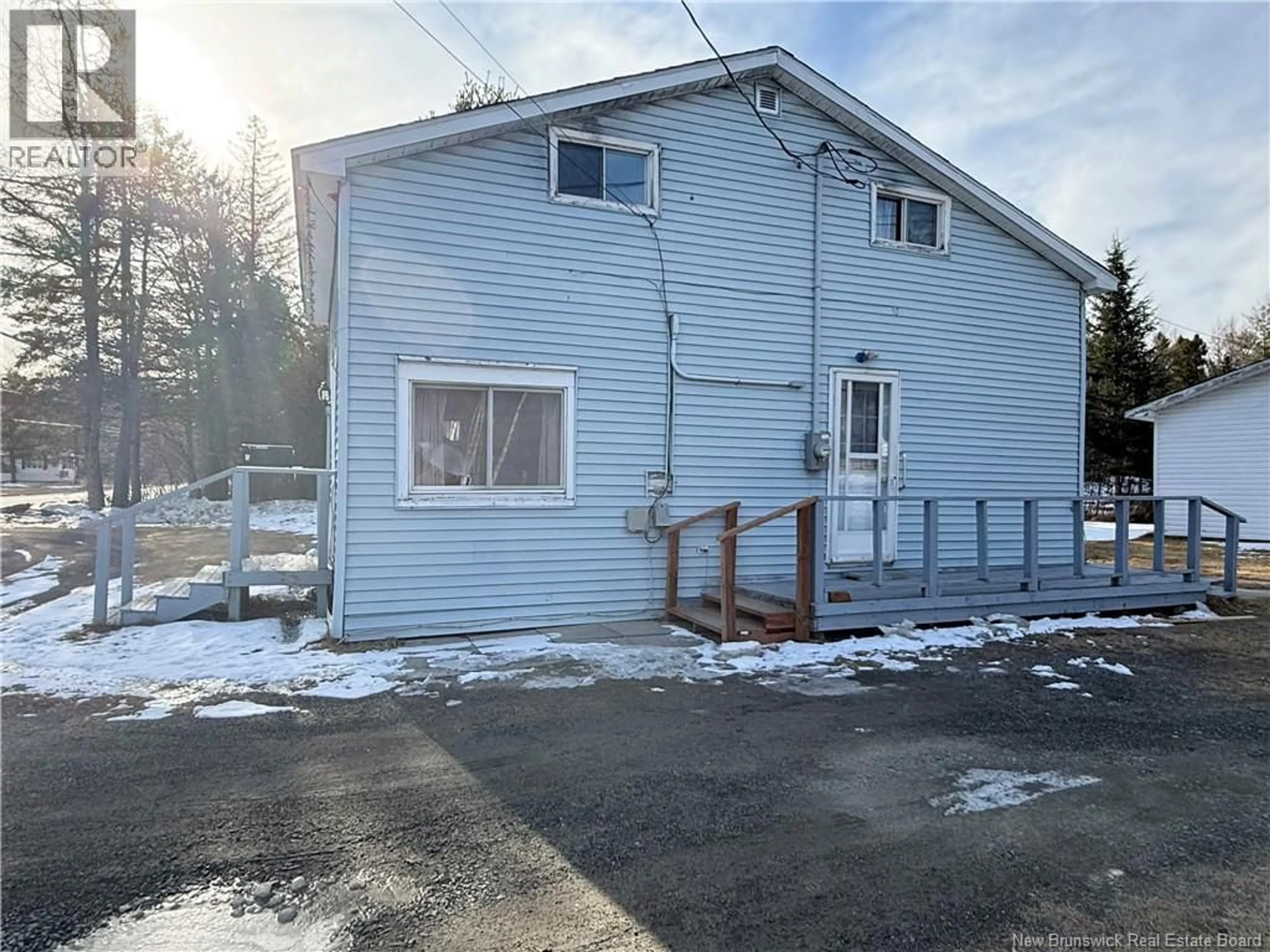 Unknown for 667 NEWCASTLE BLVD, Miramichi New Brunswick E1V2L1