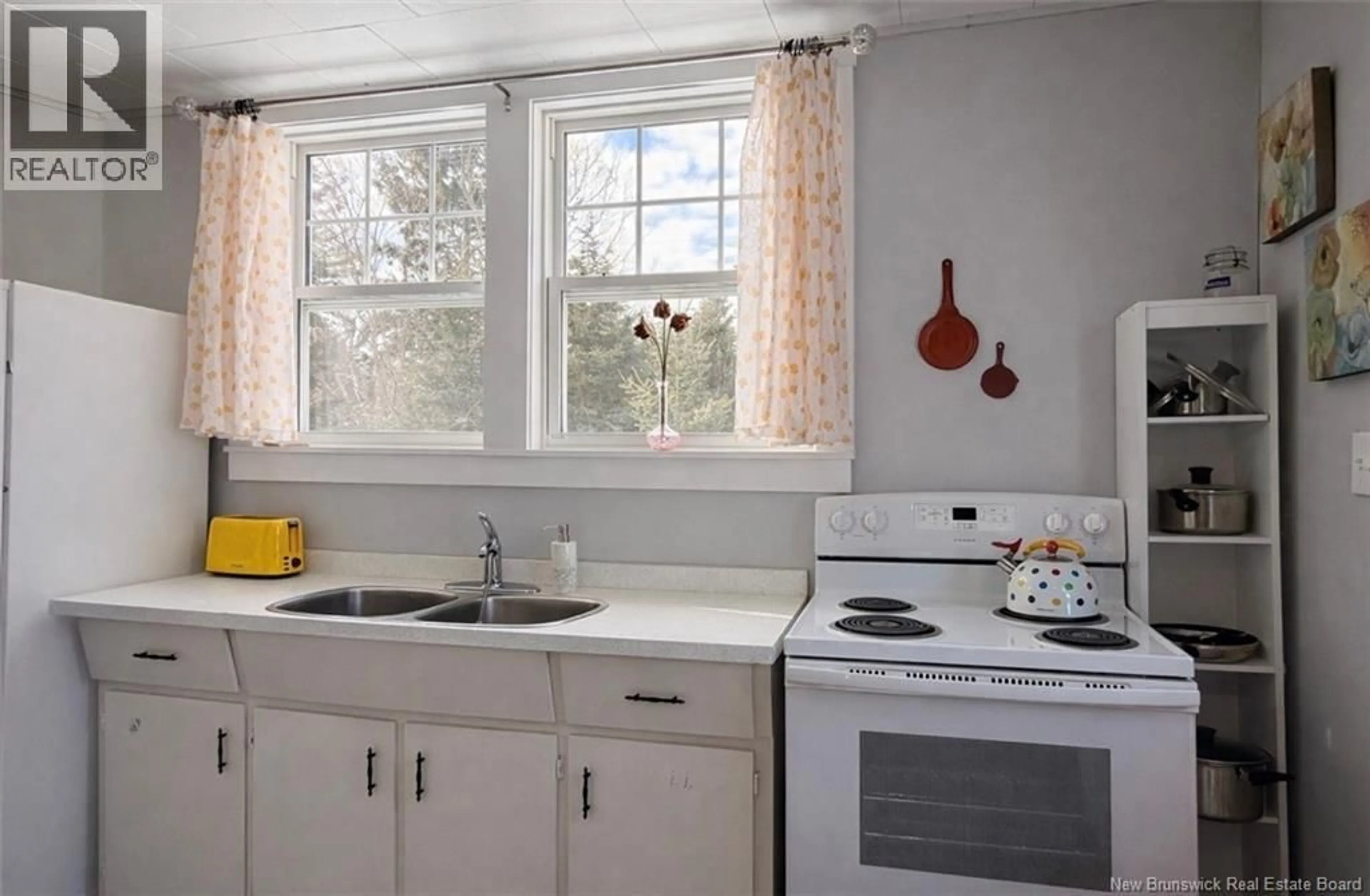 Standard kitchen, unknown for 1853 SCHRYER, Bathurst New Brunswick E2A4Y4