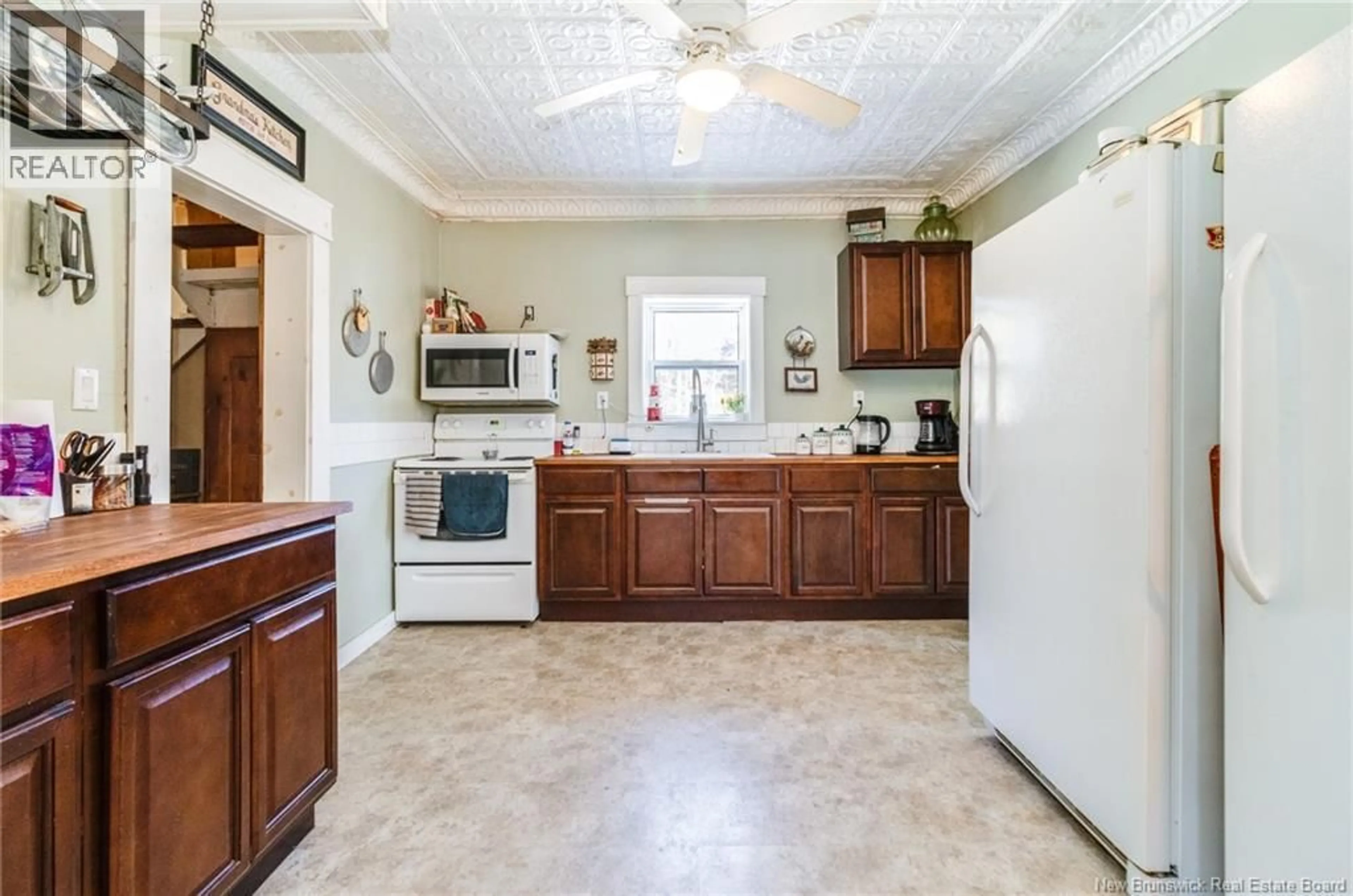 Standard kitchen, ceramic/tile floor for 1079 110 ROUTE, Tracey Mills New Brunswick E7K2G5