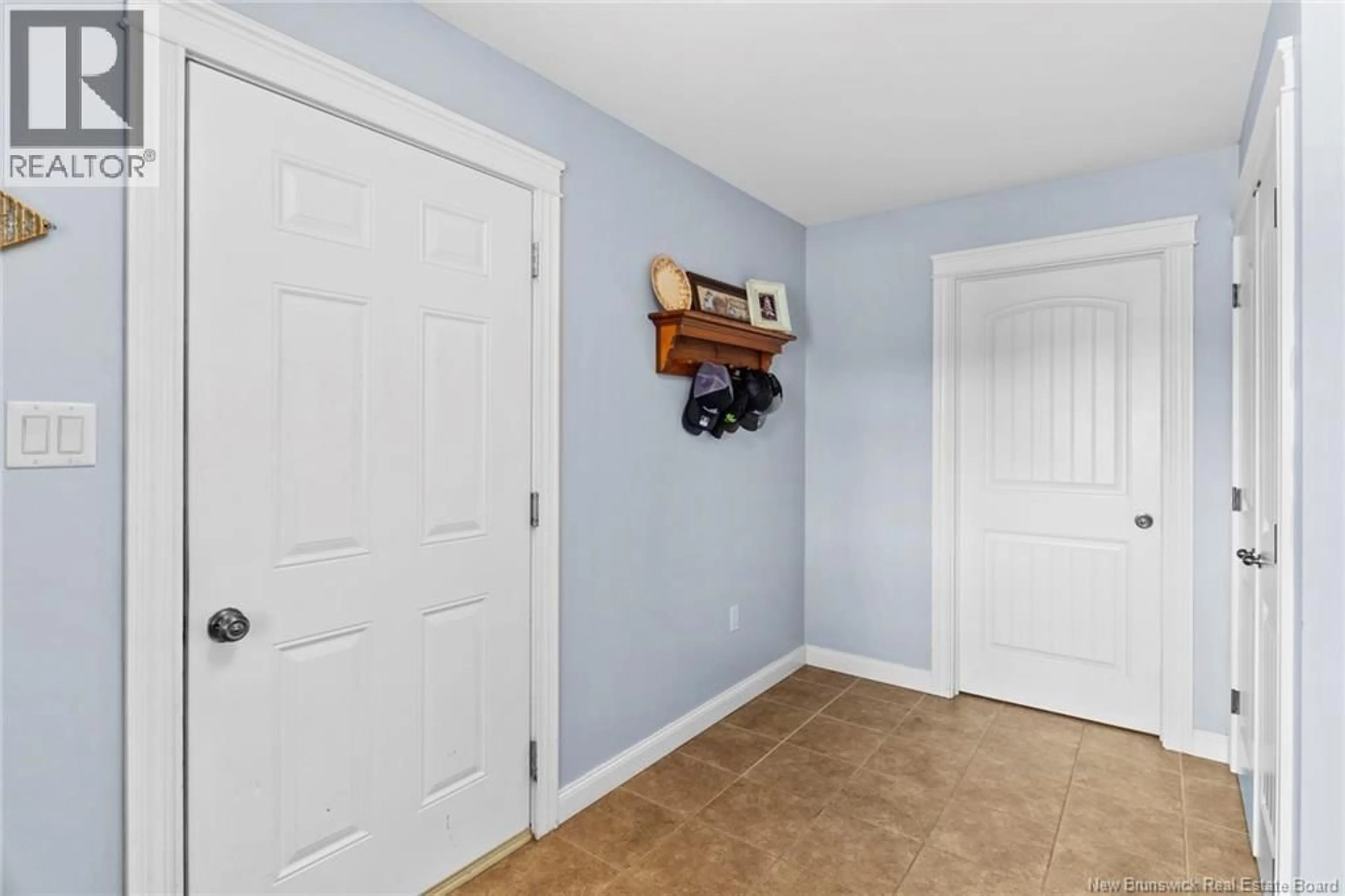 Indoor entryway for 20 WENTWORTH COURT, Charters Settlement New Brunswick E3C0J3