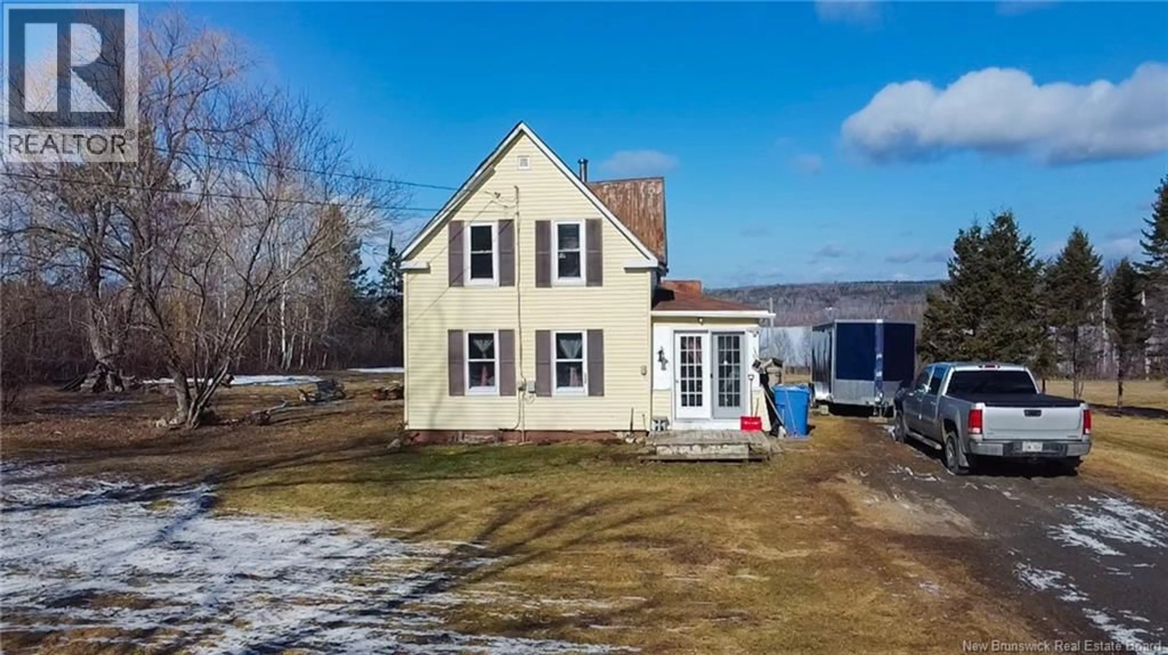 A pic from outside/outdoor area/front of a property/back of a property/a pic from drone, building for 48 KINGSCLEAR DRIVE, Upper Kingsclear New Brunswick E3E1R7