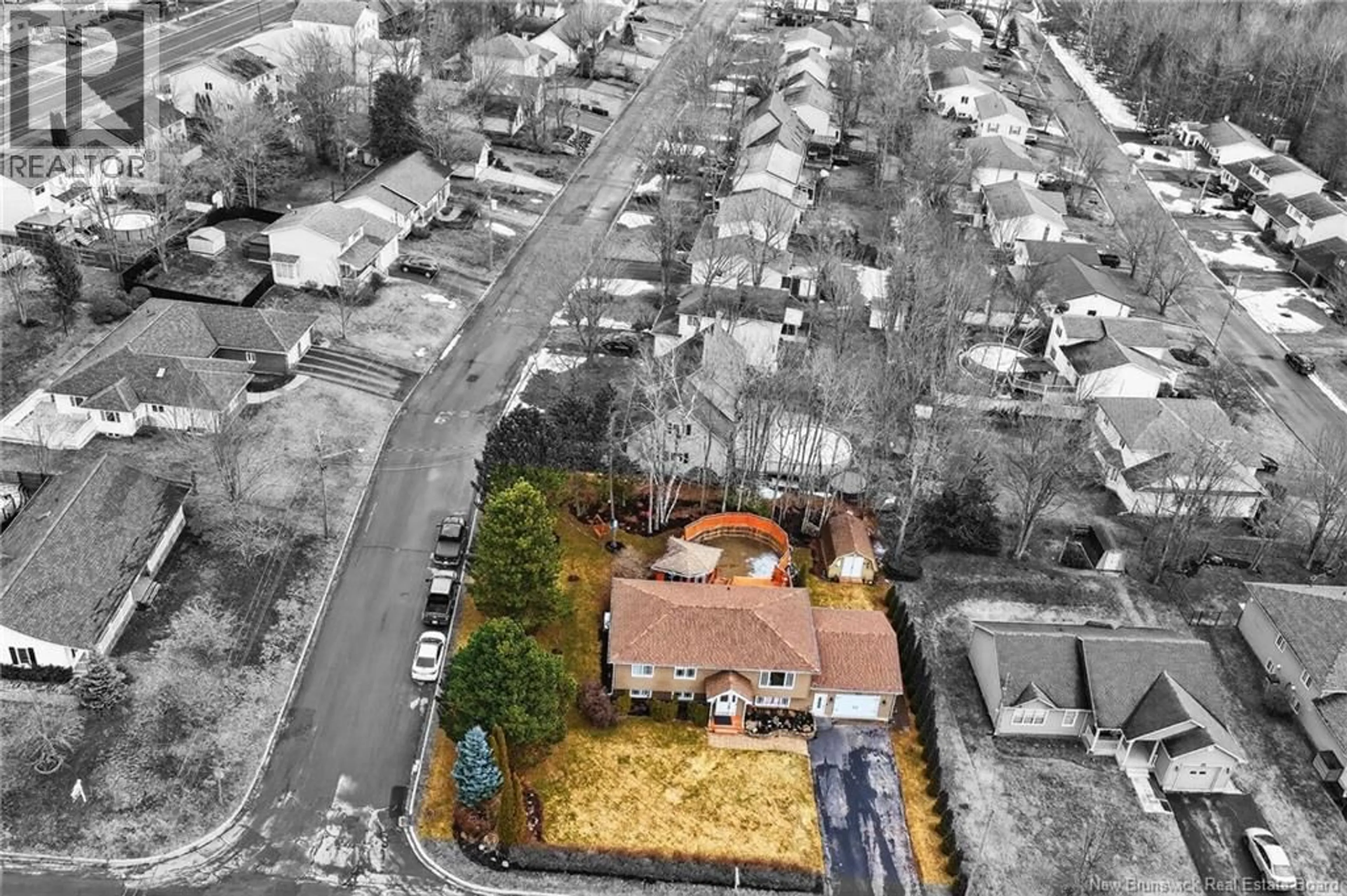 A pic from outside/outdoor area/front of a property/back of a property/a pic from drone, street for 167 FAIRVIEW KNOLL DRIVE, Moncton New Brunswick E1A6L2