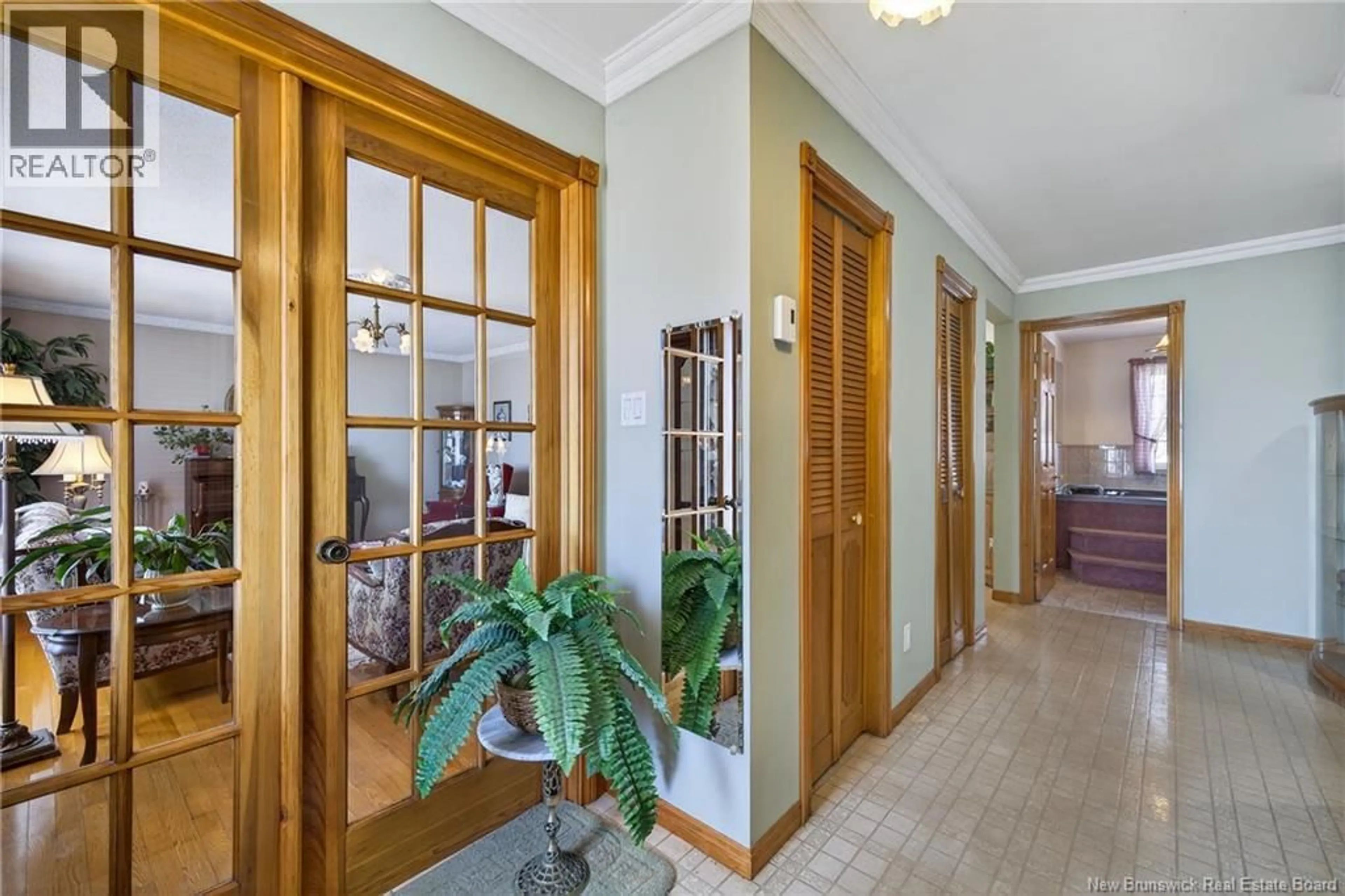 Indoor foyer for 3507 RUE DE L'ANSE, Tracadie New Brunswick E1X1B3