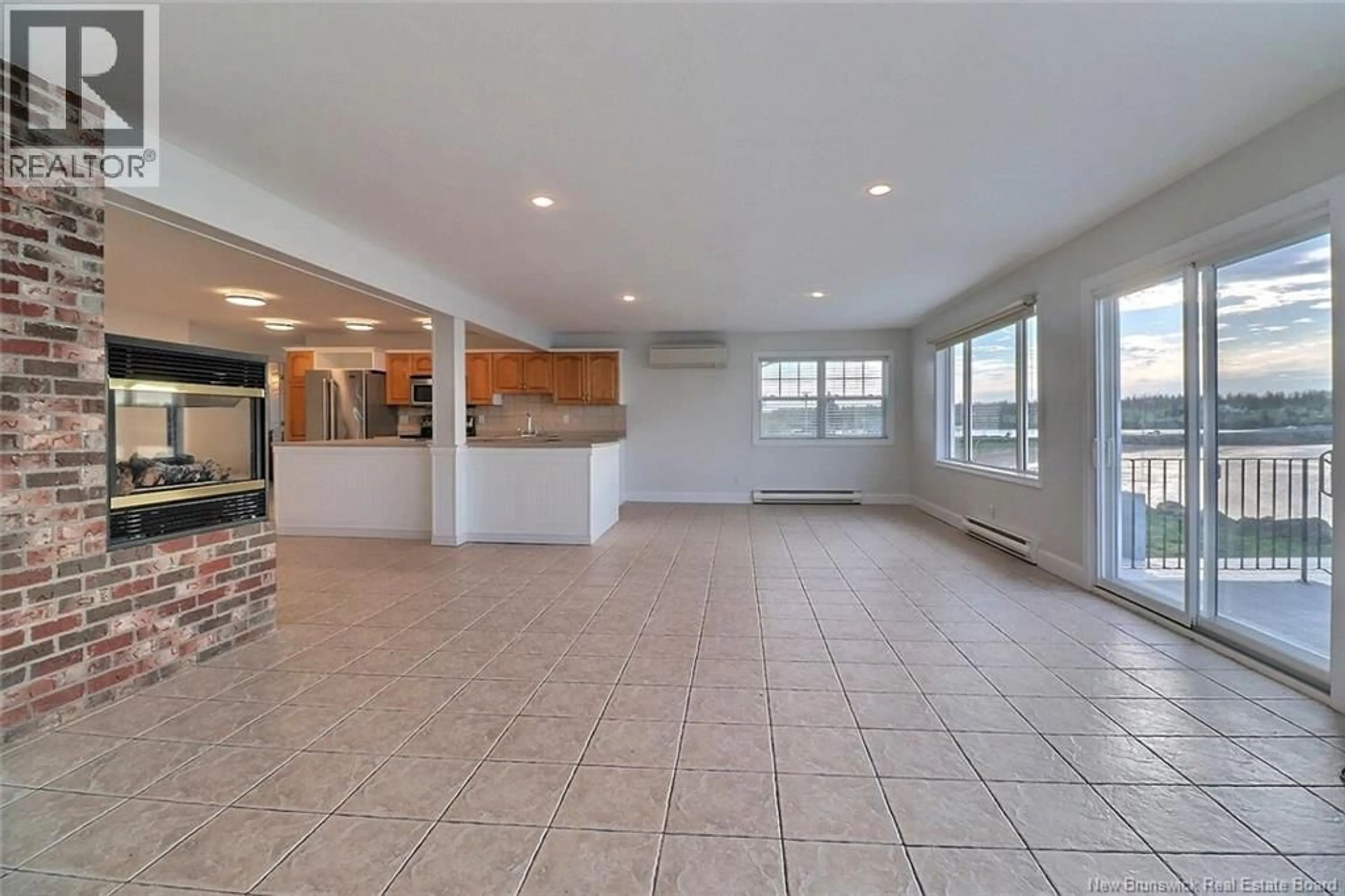 Indoor foyer for 5406 ROUTE 535, Dixon Point New Brunswick E4S4A1