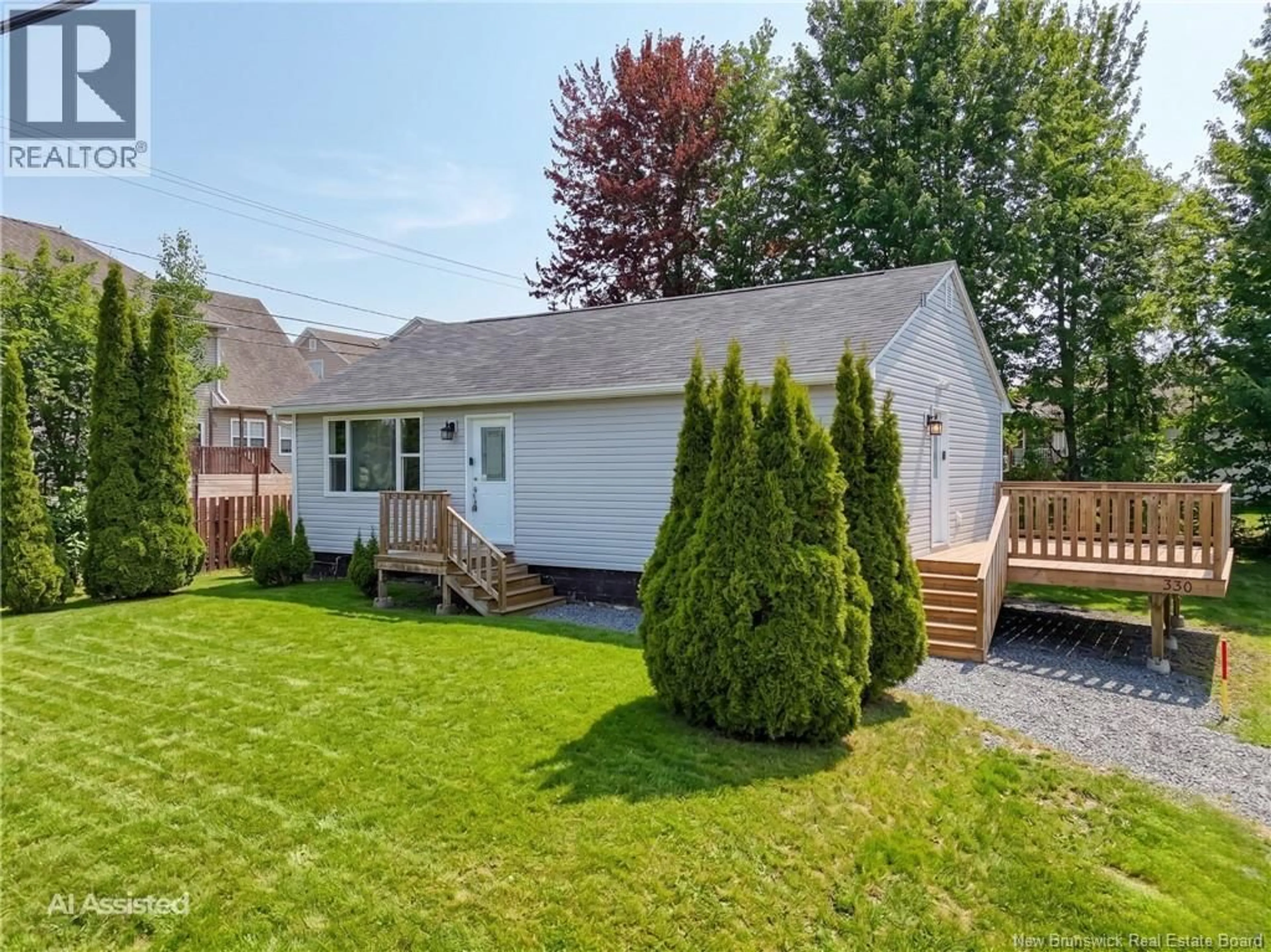 Home with vinyl exterior material, unknown for 330 RAINSFORD LANE, Fredericton New Brunswick E3B7T2