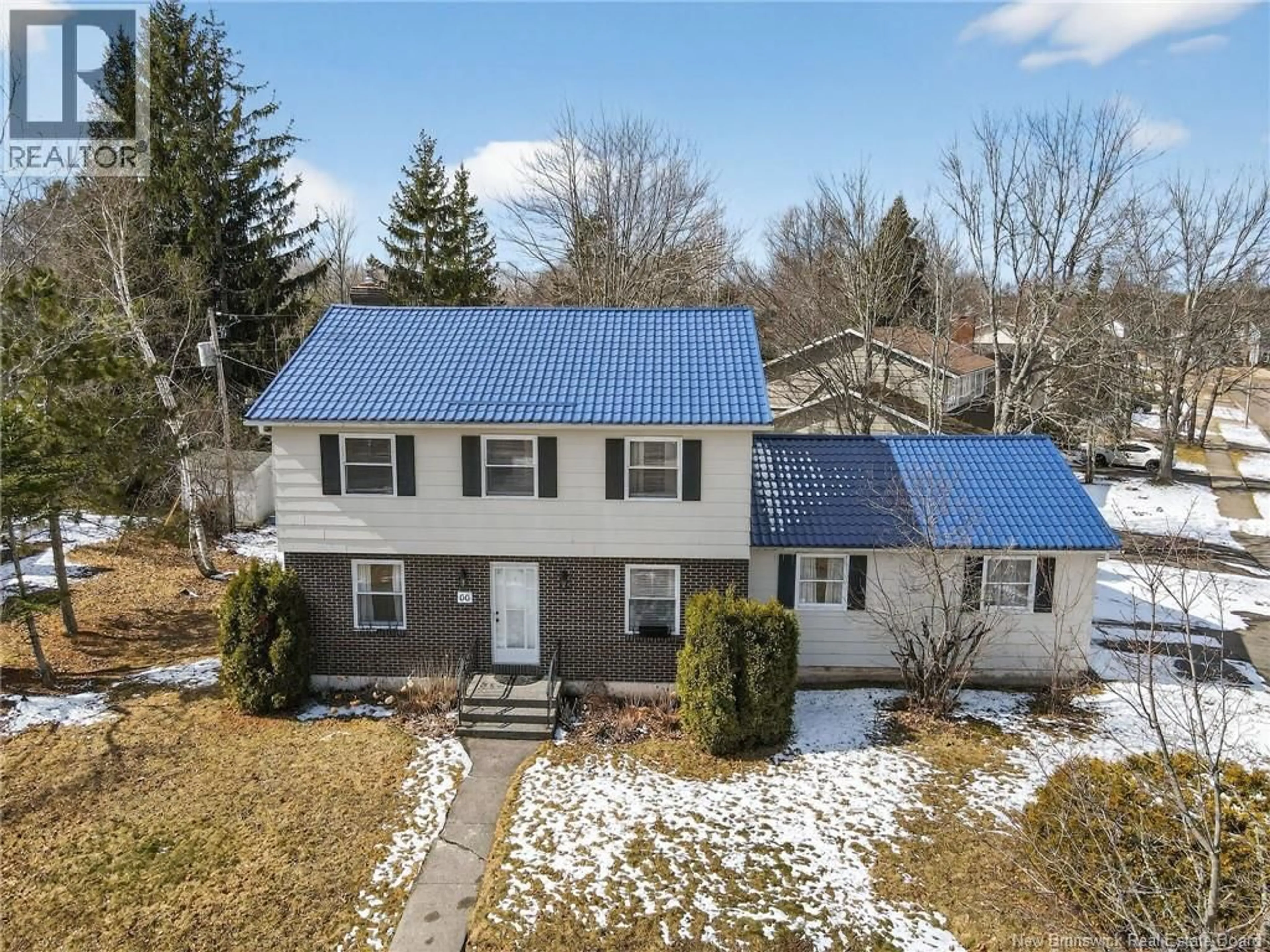 A pic from outside/outdoor area/front of a property/back of a property/a pic from drone, street for 66 PARKWOOD DRIVE, Moncton New Brunswick E1E3X6