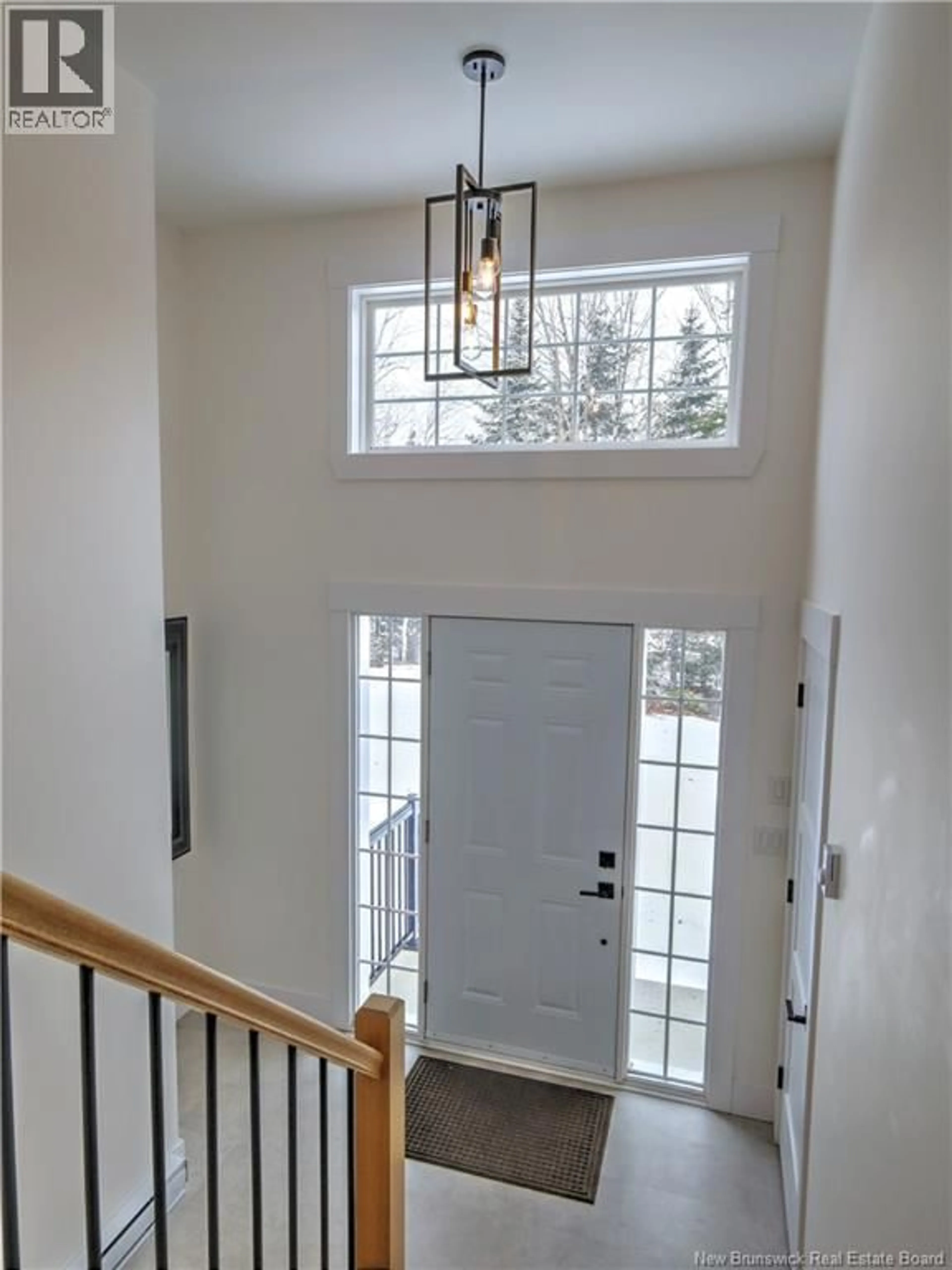 Indoor entryway for 98 ROUTE 628, Penniac New Brunswick E3A8X3