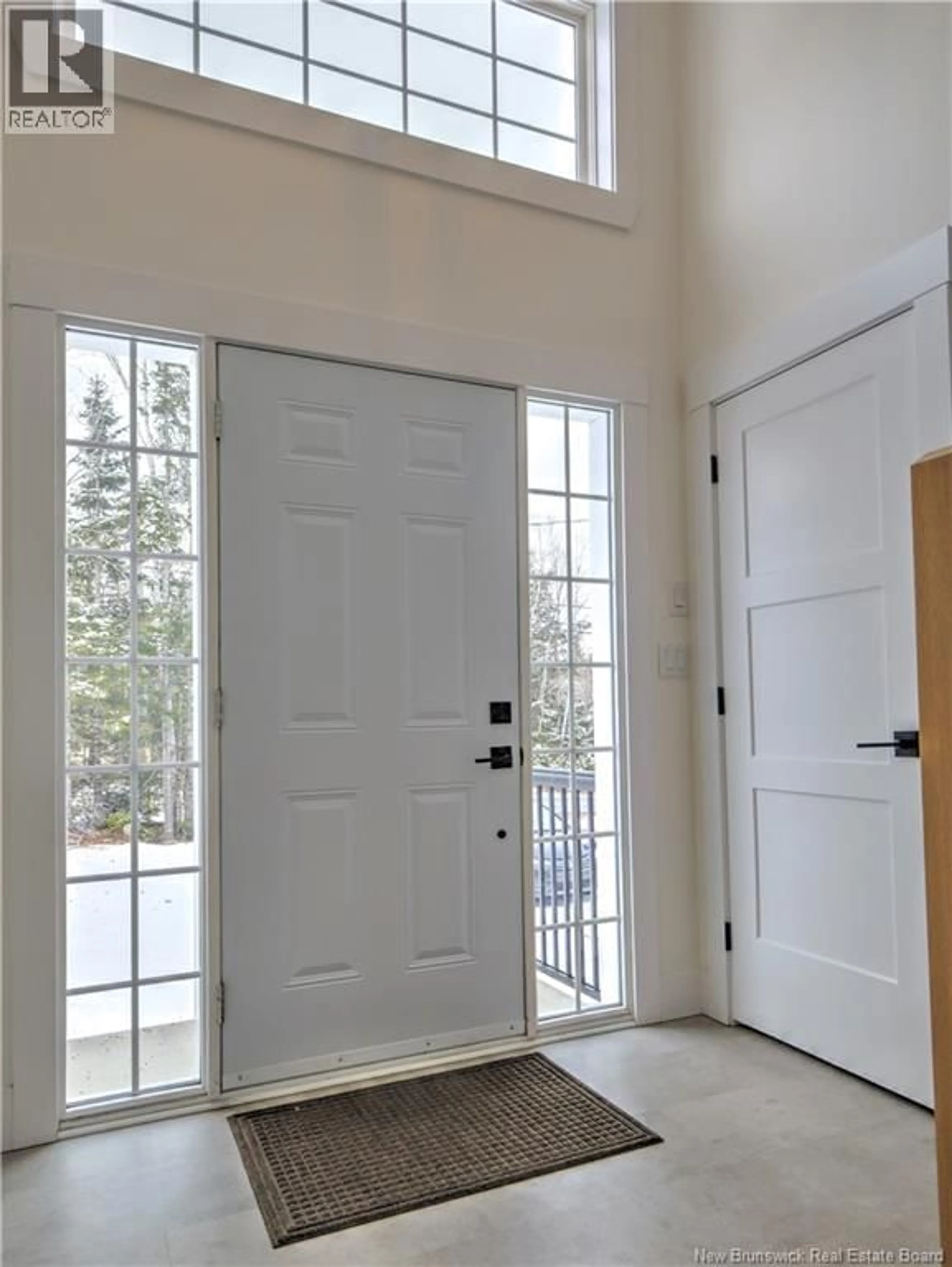 Indoor entryway for 98 ROUTE 628, Penniac New Brunswick E3A8X3