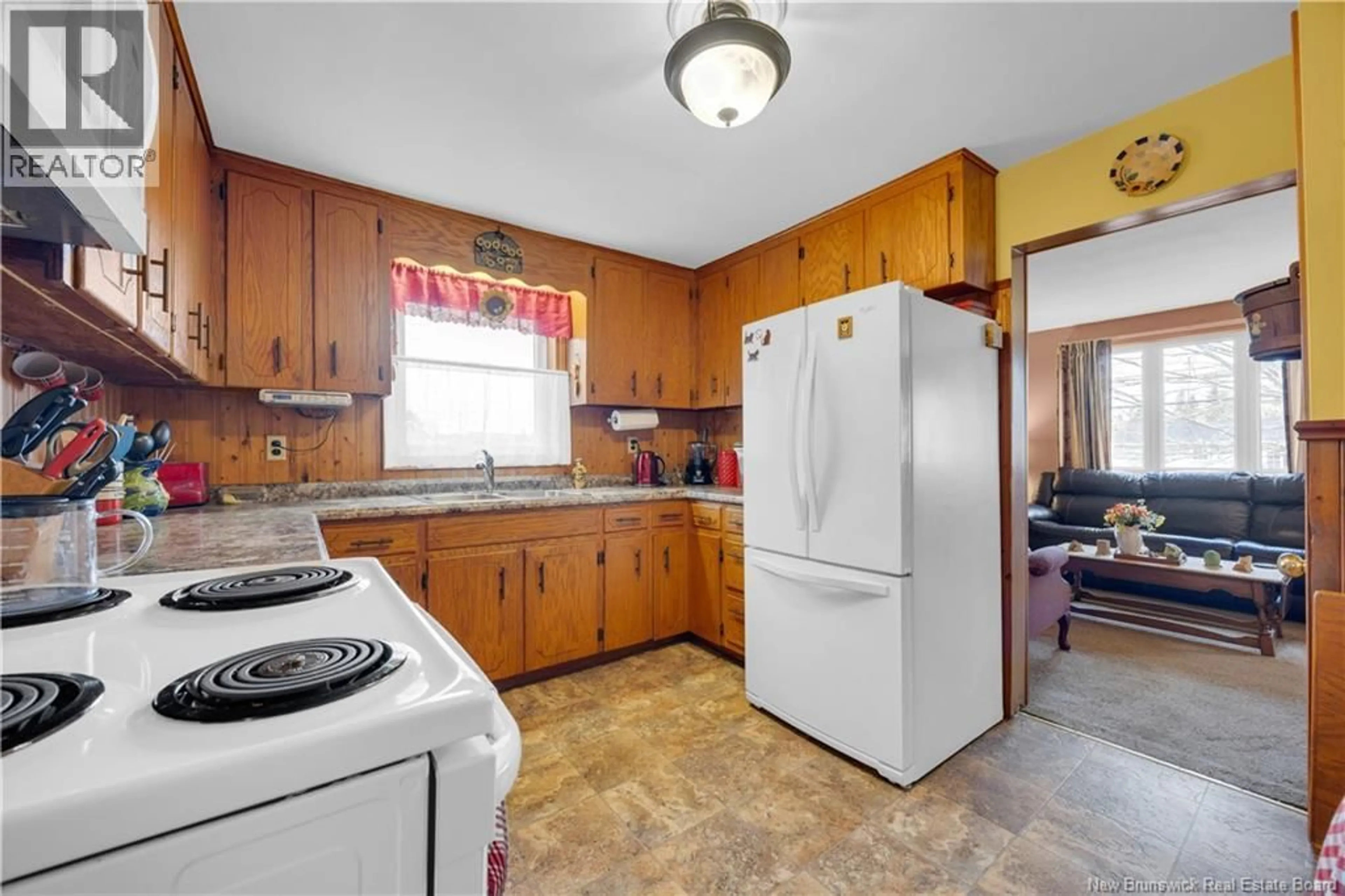 Standard kitchen, unknown for 6 GREENWOOD STREET, Saint John New Brunswick E2N1C9