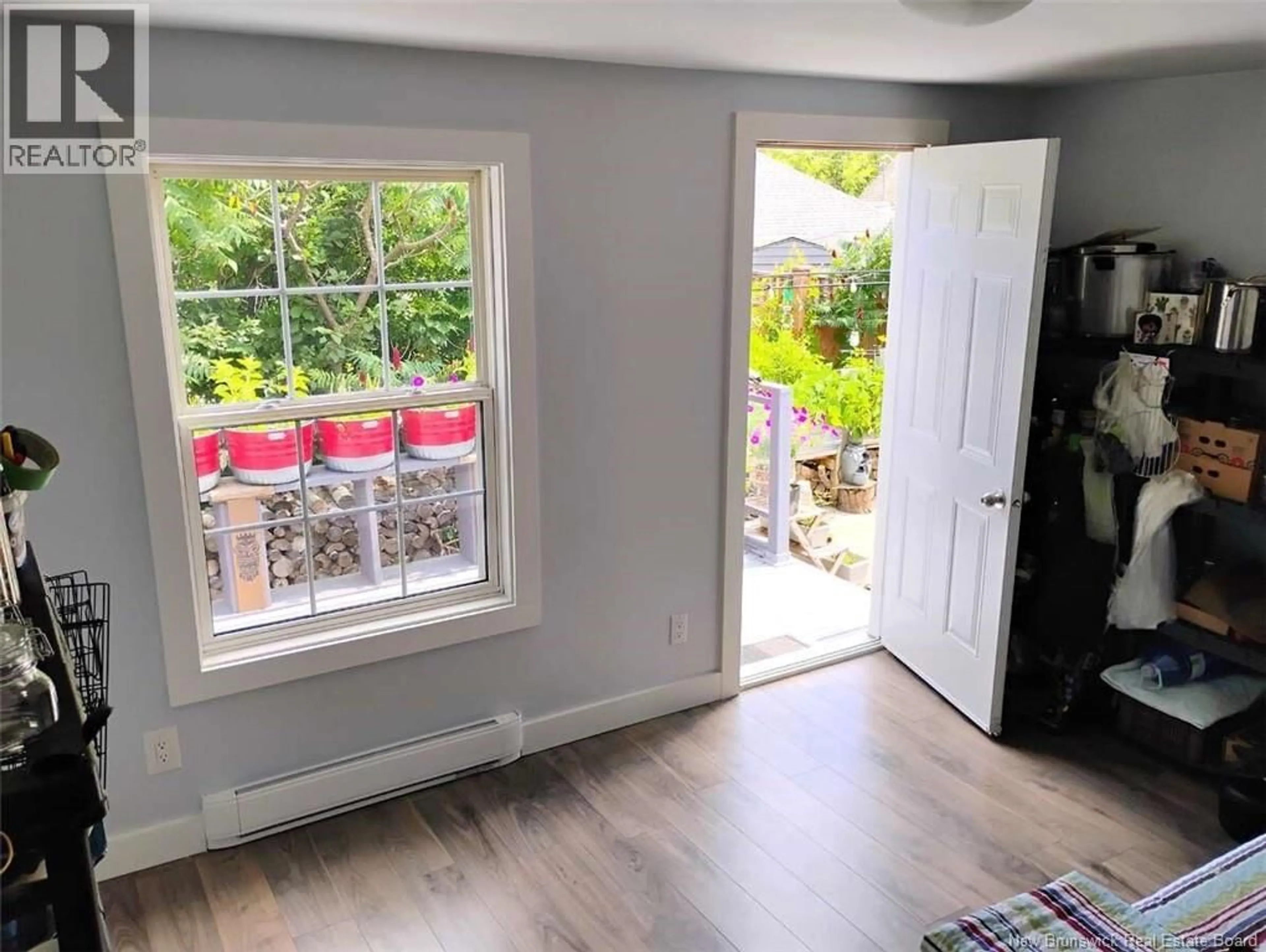 A pic of a room for 35 FOURTH AVENUE, Pointe-Du-Chêne New Brunswick E4P4H4