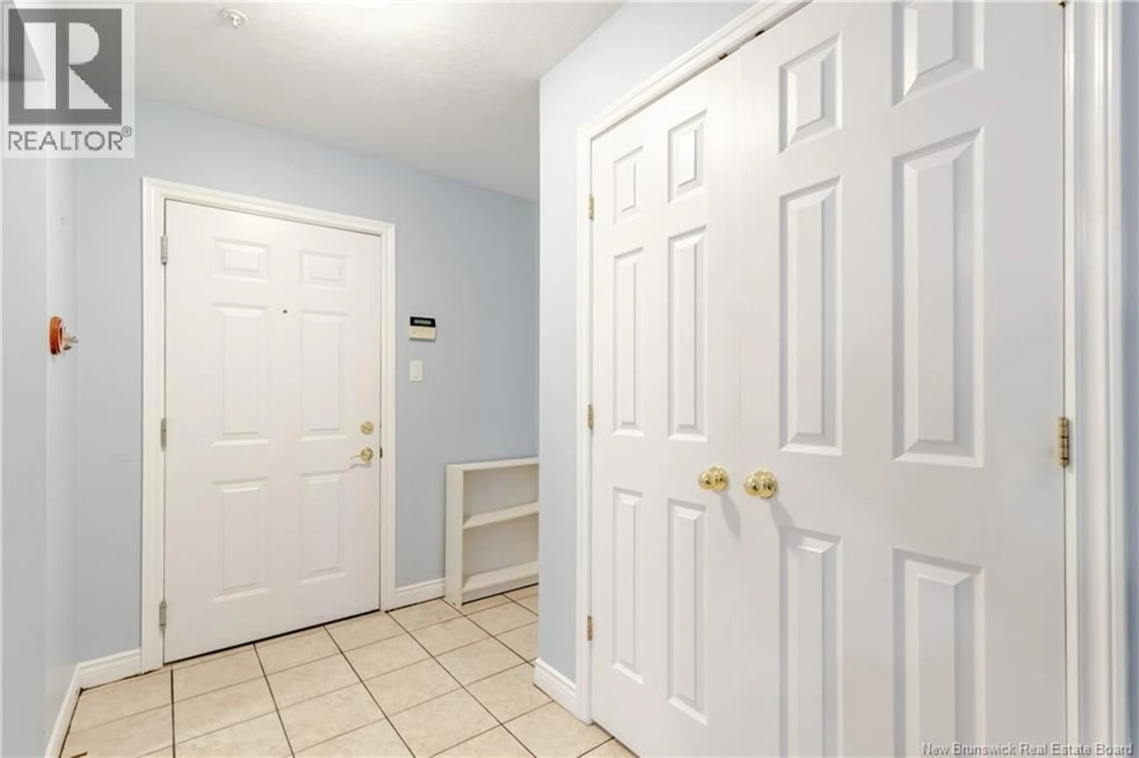 Indoor entryway for 107 - 158 HANWELL ROAD, Fredericton New Brunswick E3B9K7
