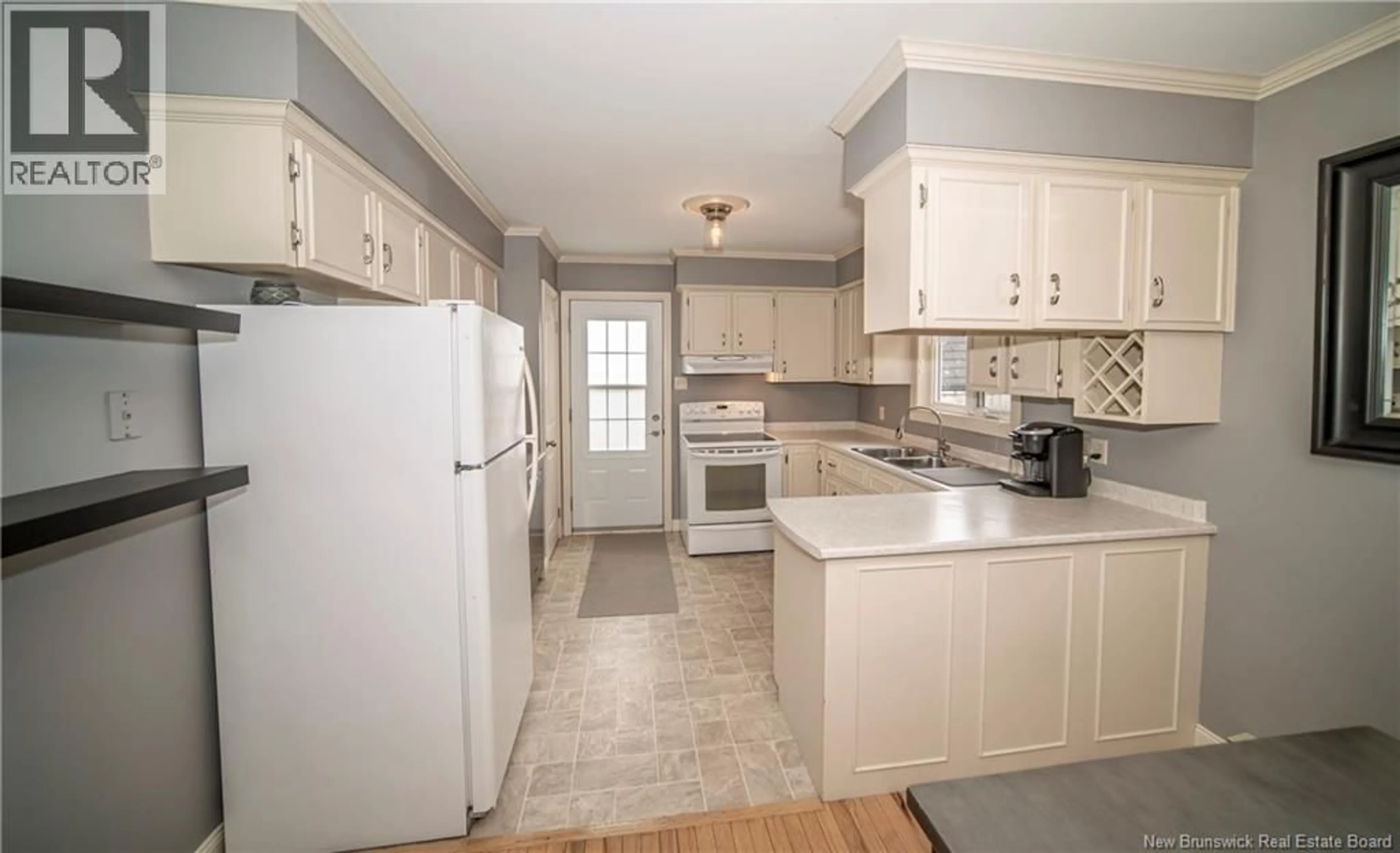 Standard kitchen, ceramic/tile floor for 132 PIERCY CRESCENT, Fredericton New Brunswick E3B7G3