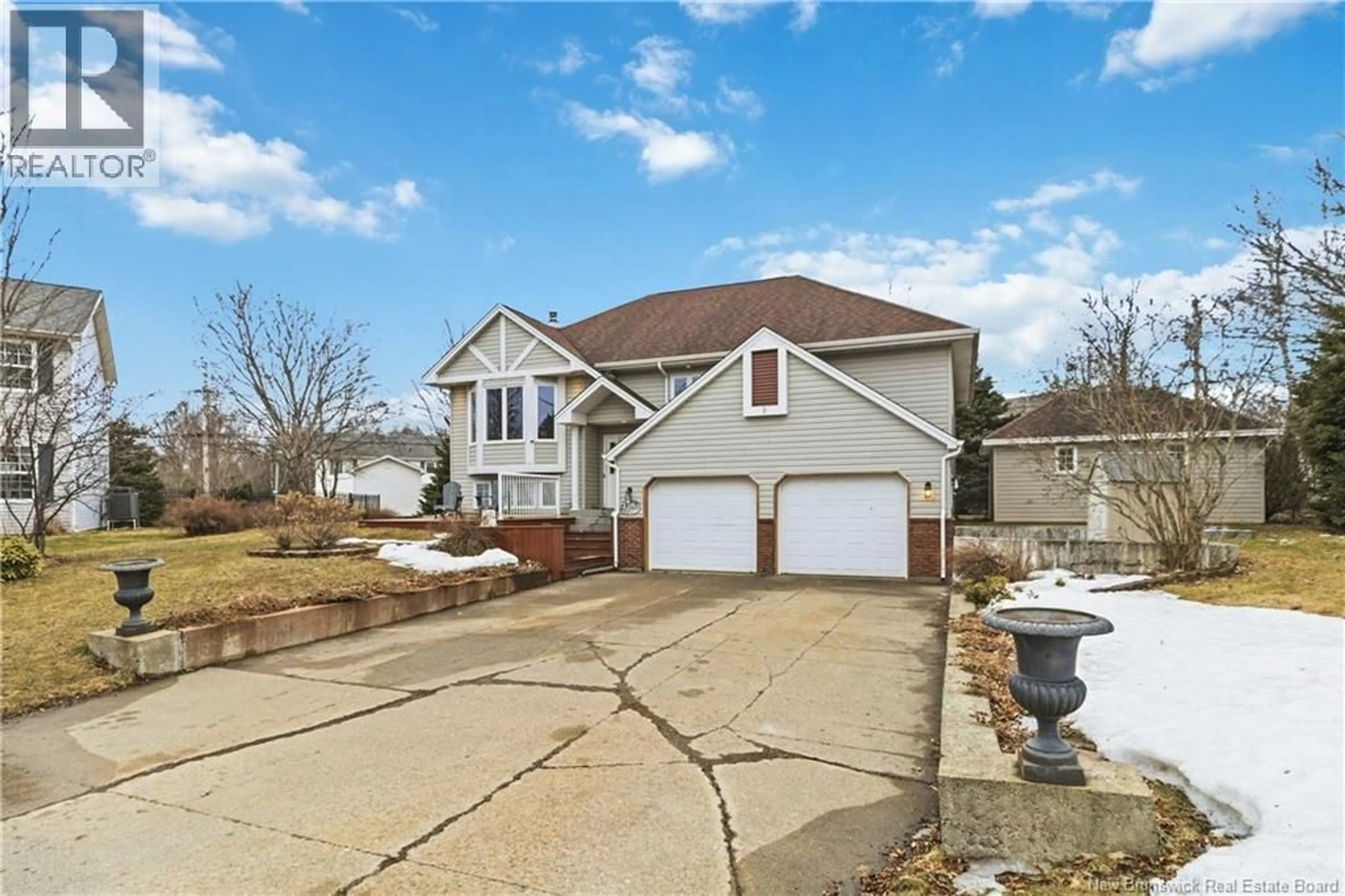 Unknown for 23 FLINT COURT, Moncton New Brunswick E1G2E6