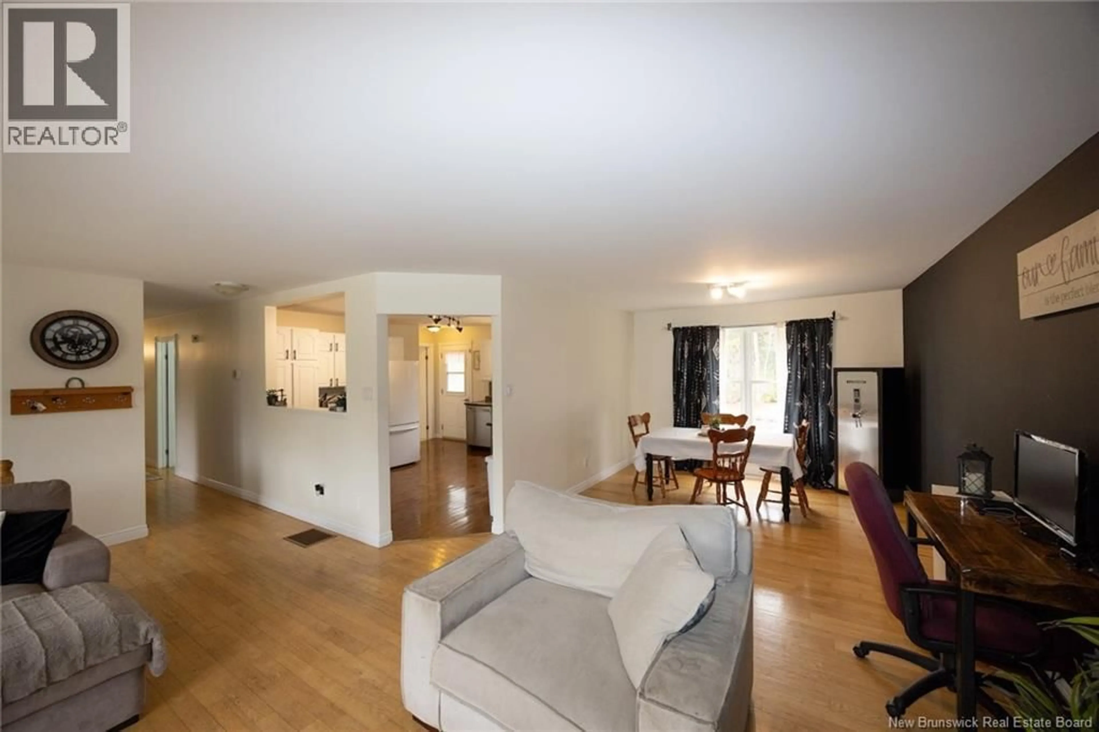 Living room with furniture, unknown for 20 BURTON EVERGREEN DRIVE, Burton New Brunswick E2V3E7