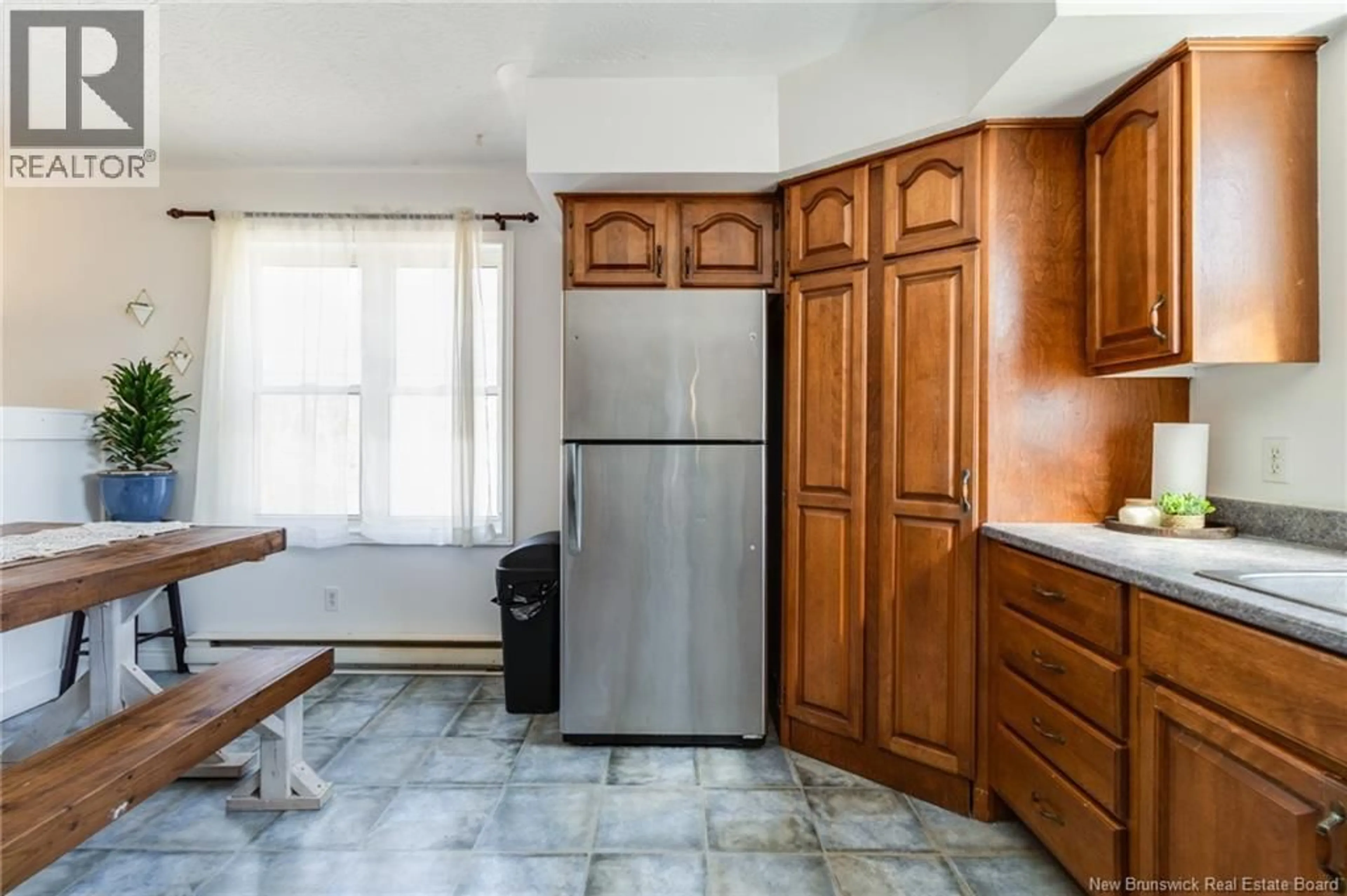 Standard kitchen, ceramic/tile floor for 24 LANSDOWN AVENUE, Oromocto New Brunswick E2V4P3