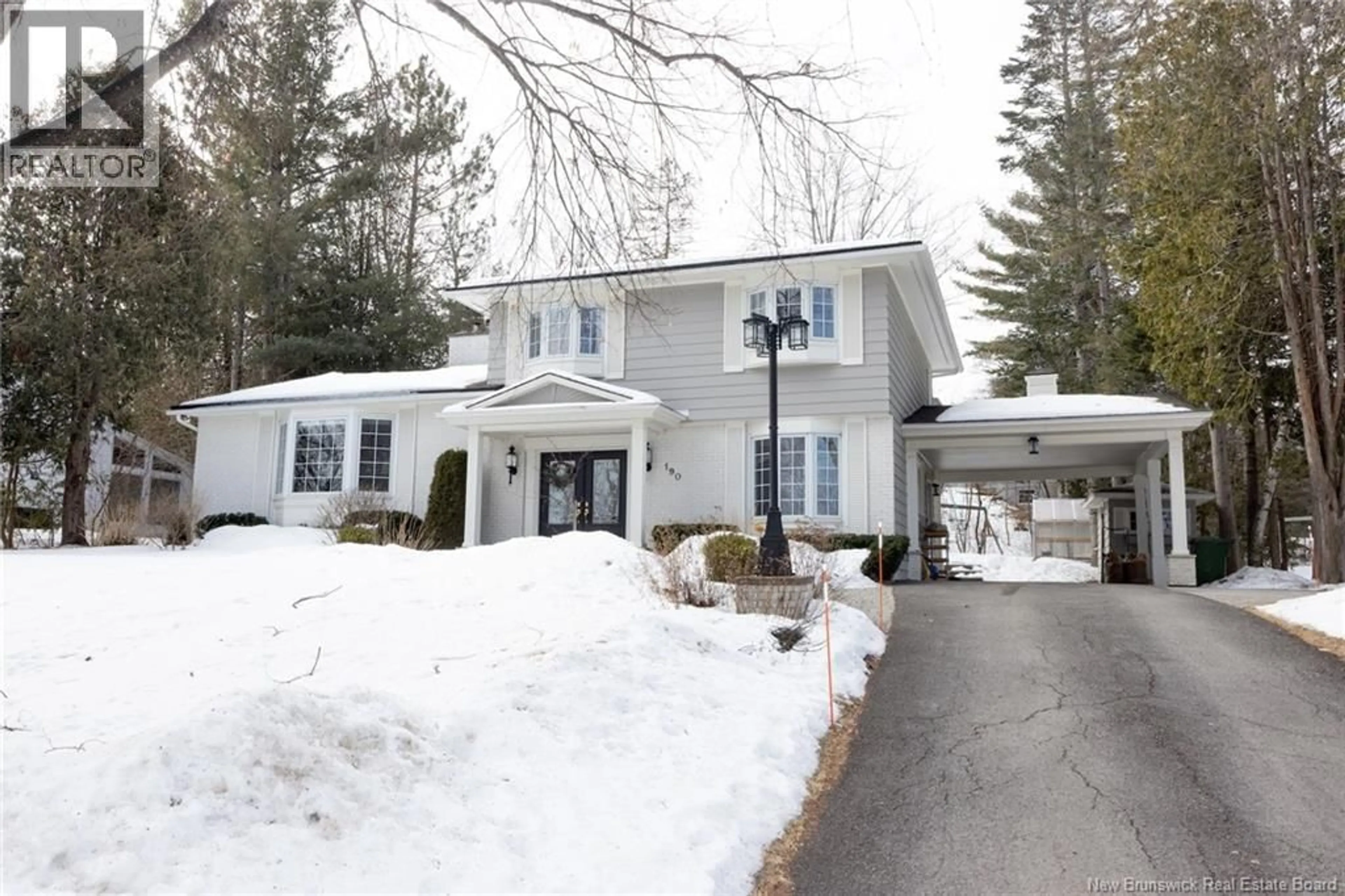 Unknown for 190 EGLINTON STREET, Fredericton New Brunswick E3B2W1