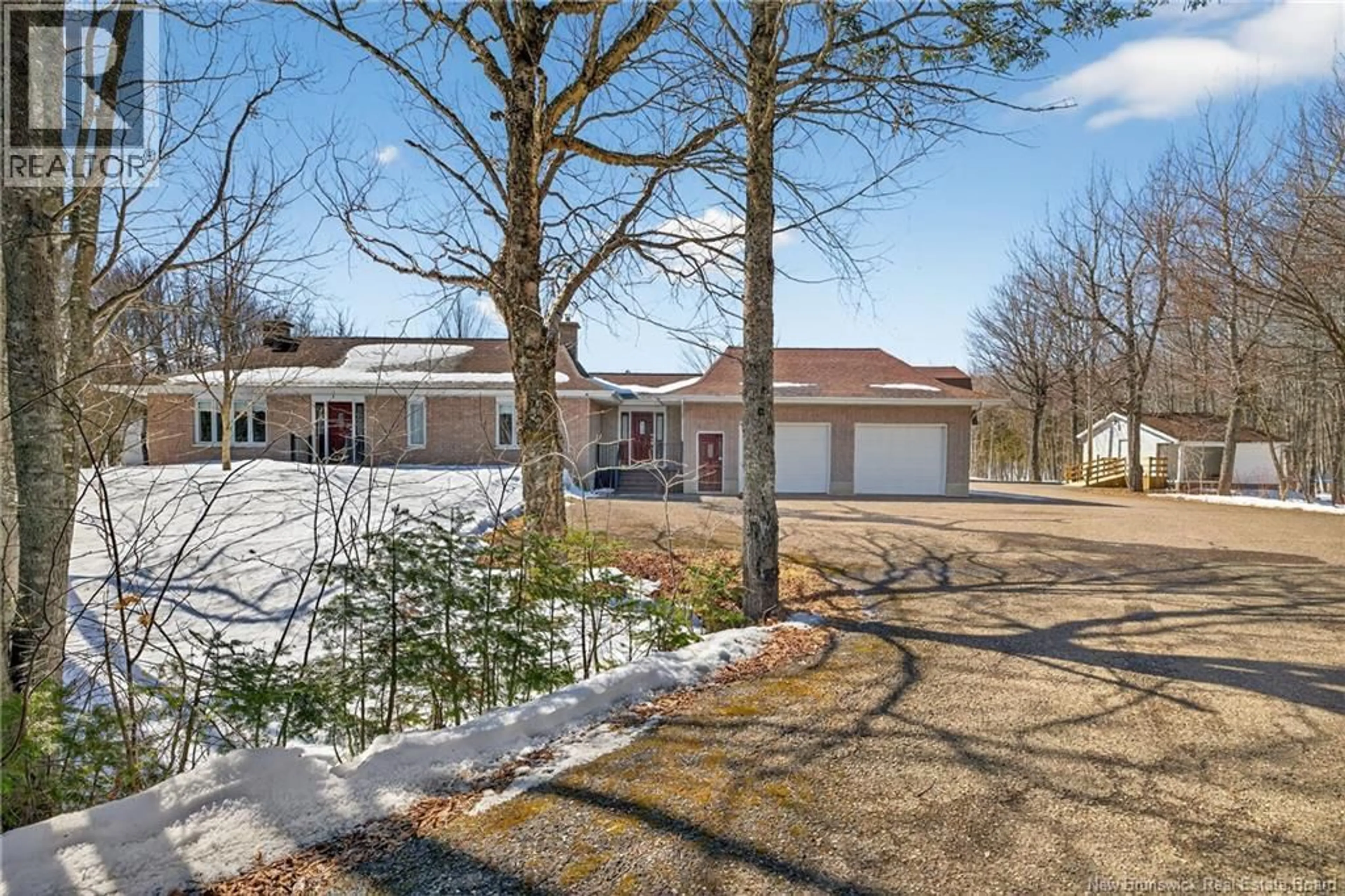 A pic from outside/outdoor area/front of a property/back of a property/a pic from drone, street for 231 RUE DELAGARDE RUE, Saint-Isidore New Brunswick E8M1H7