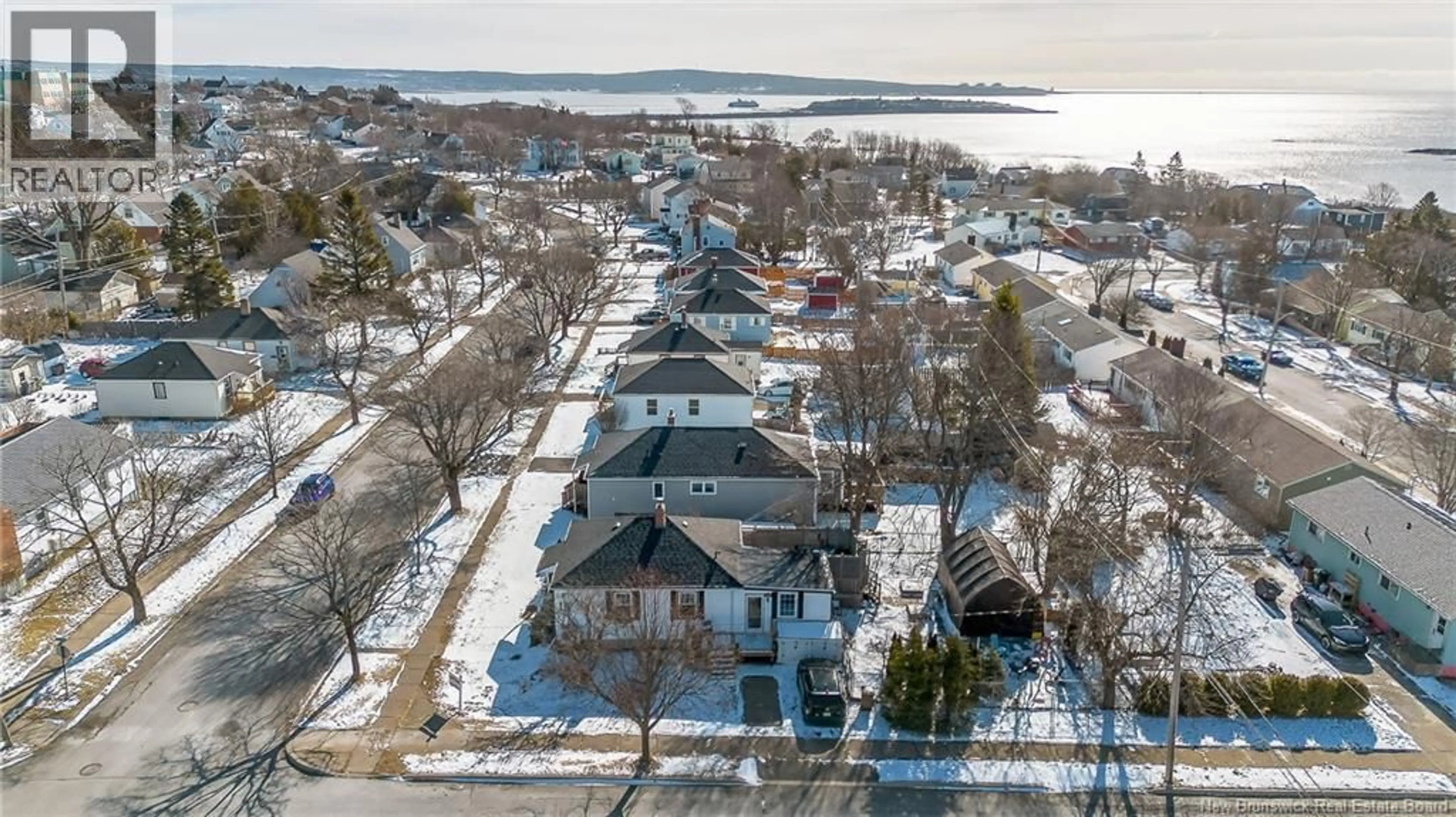 A pic from outside/outdoor area/front of a property/back of a property/a pic from drone, water/lake/river/ocean view for 402 ARGYLE STREET, Saint John New Brunswick E2M3A7