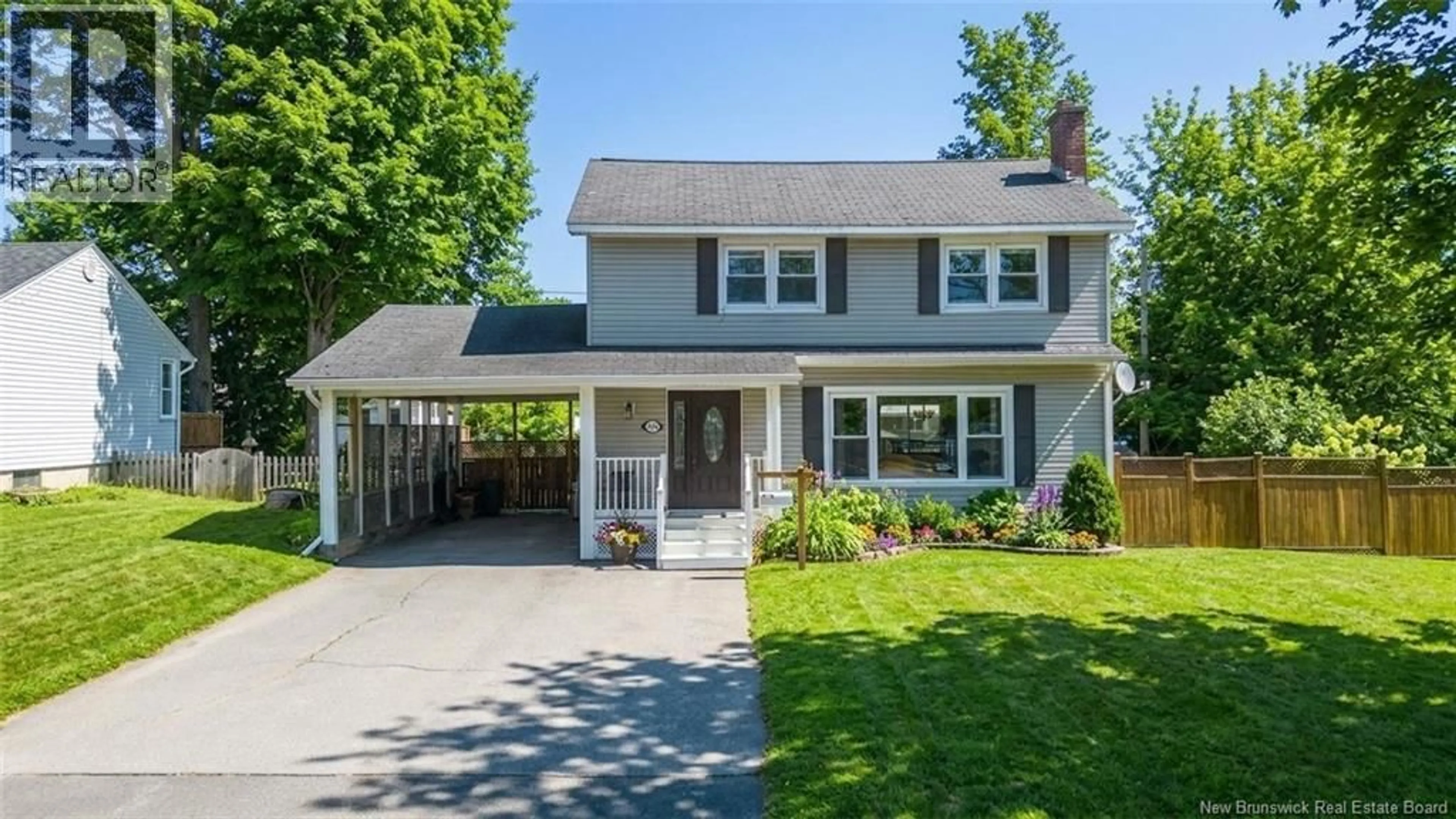 Home with vinyl exterior material, street for 204 WILLOW AVENUE, Fredericton New Brunswick E3A2E4