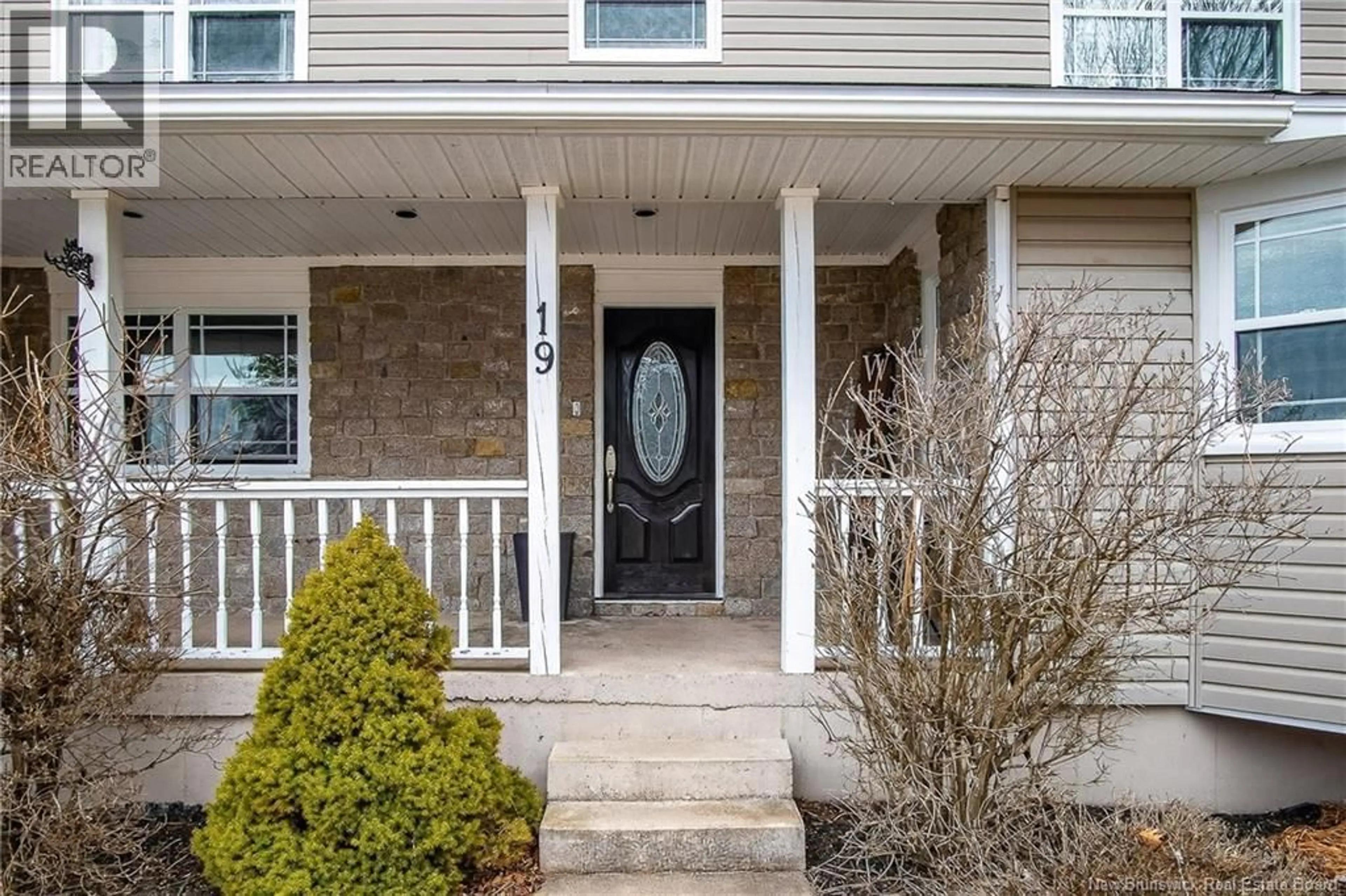 Indoor entryway for 19 KENNEVIEW DRIVE, Quispamsis New Brunswick E2E1A6