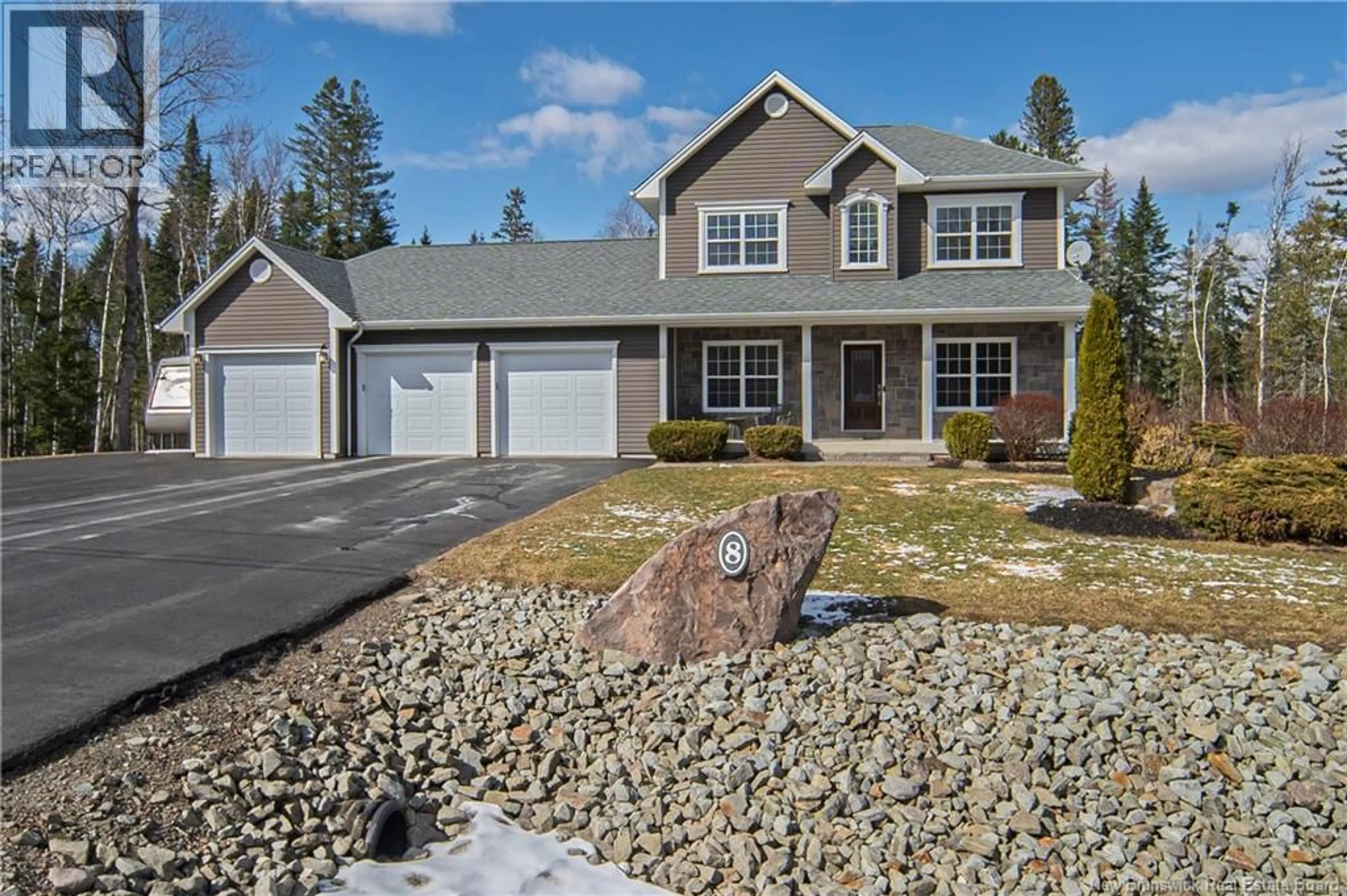 Home with vinyl exterior material, street for 8 BLUE JAY COURT, Hanwell New Brunswick E3C0K8