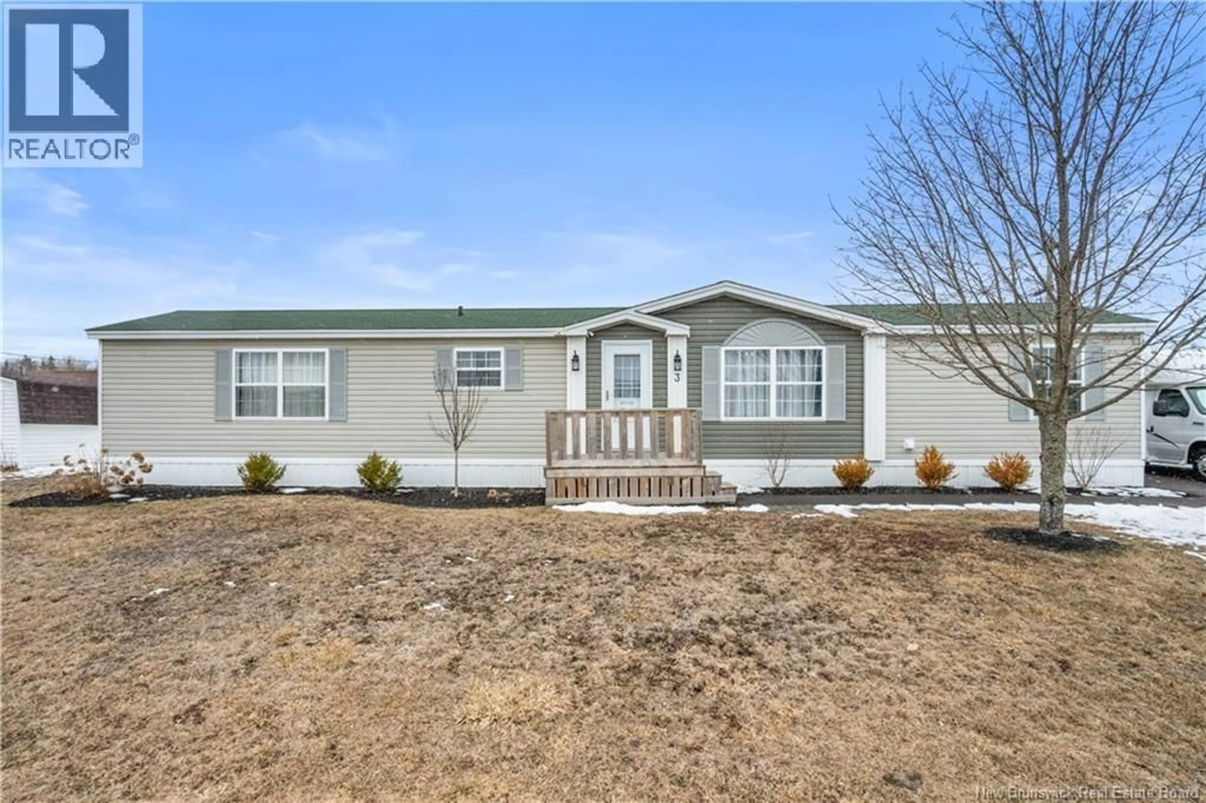 Home with vinyl exterior material, unknown for 3 RIVERA, Moncton New Brunswick E1H3J4