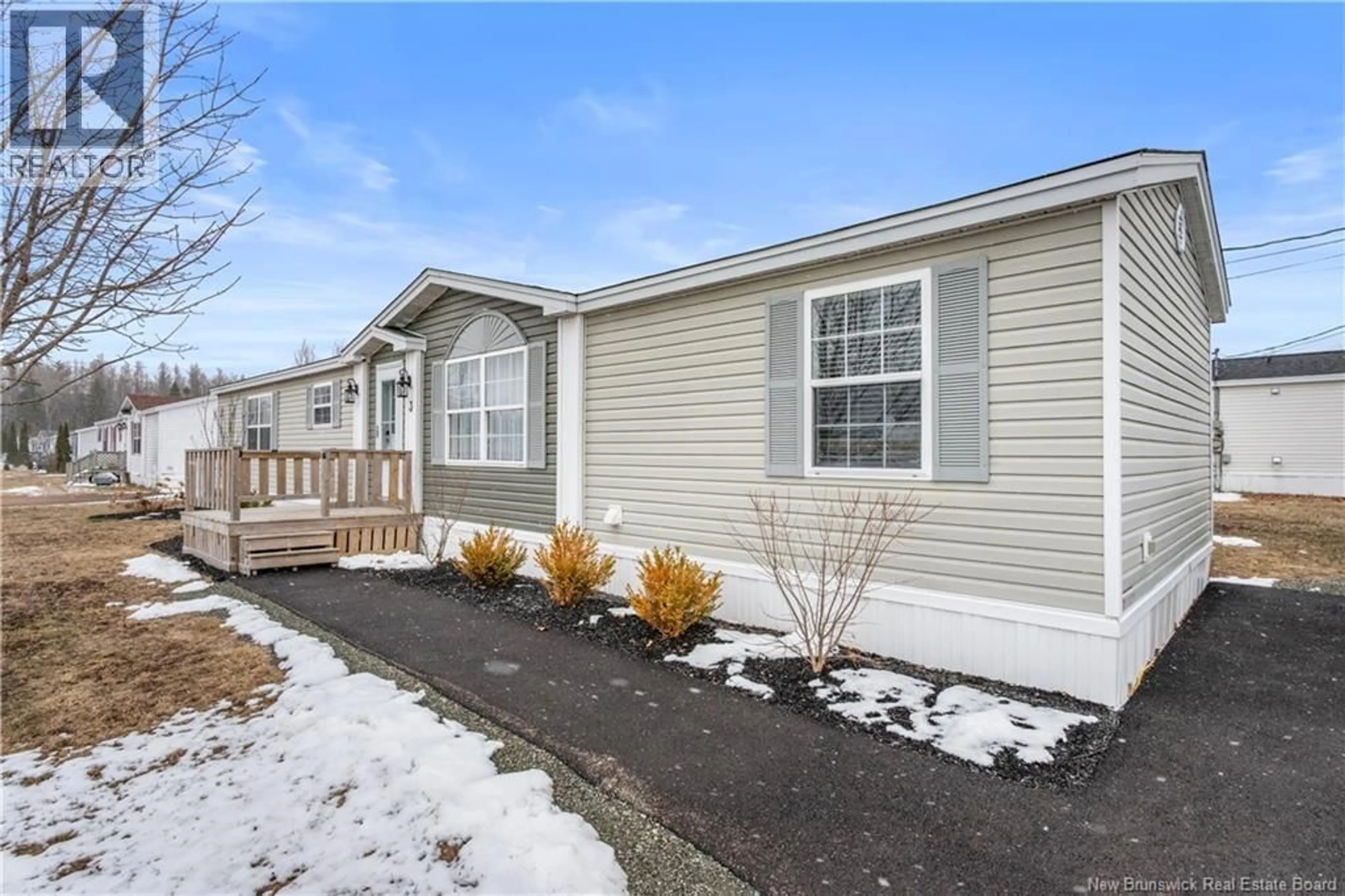 Home with vinyl exterior material, street for 3 RIVERA, Moncton New Brunswick E1H3J4