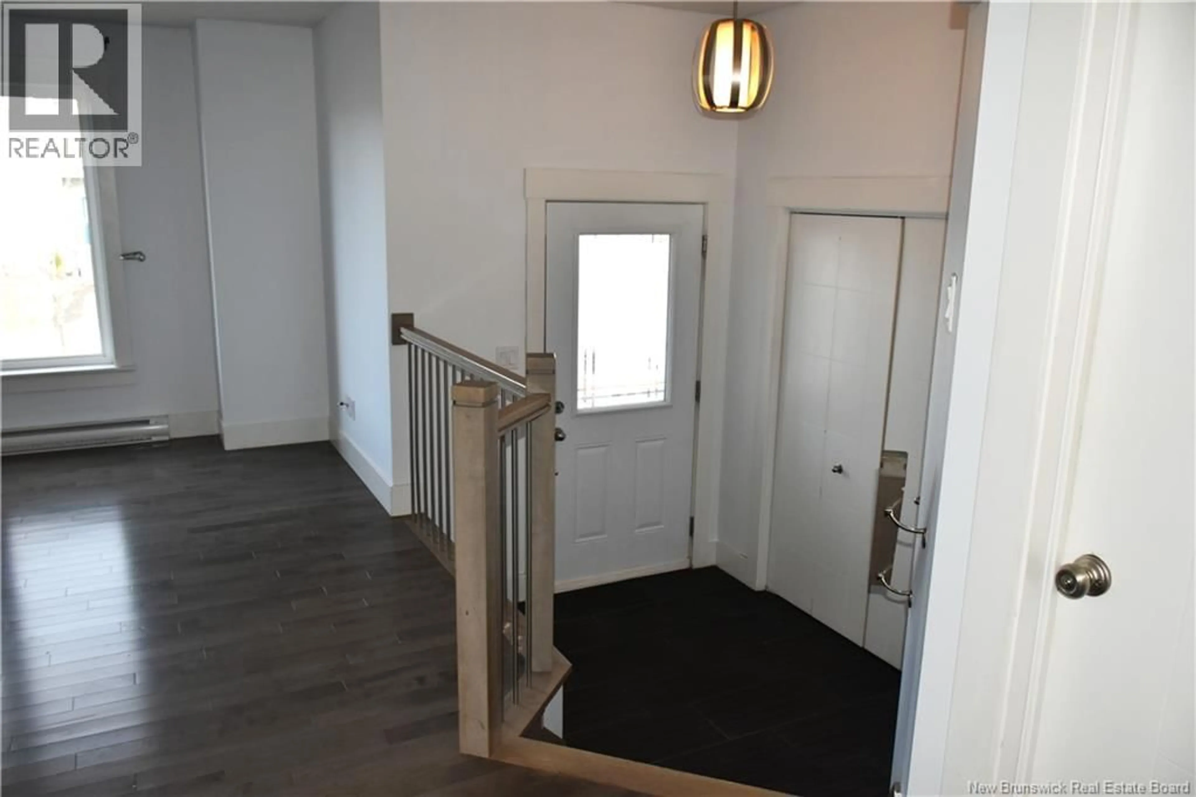 Indoor foyer for 7 BRISTOL CRESCENT, Riverview New Brunswick E1B0T1