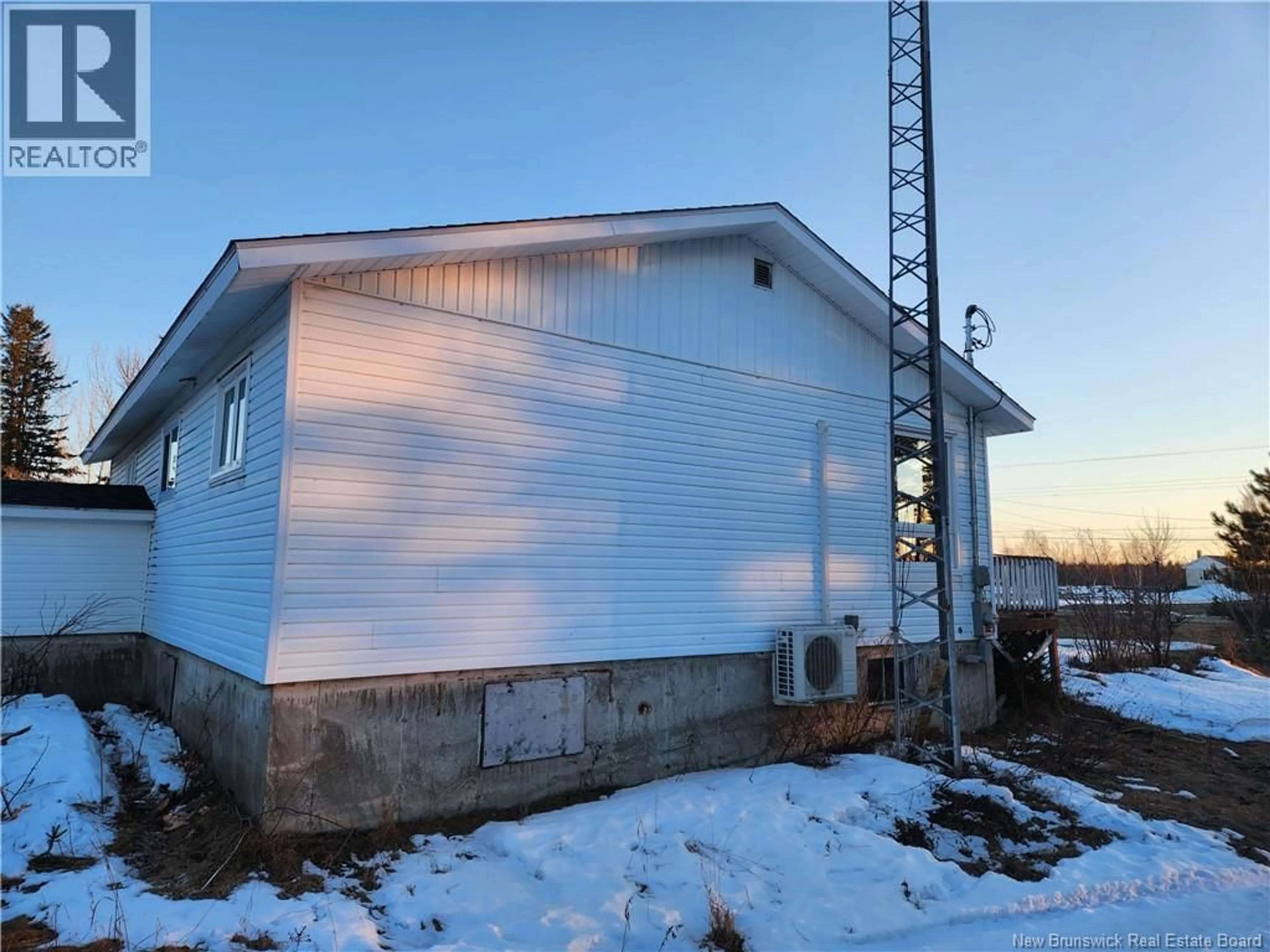 Shed for 3109 RUE MORAIS, Bas-Caraquet New Brunswick E1W6A5