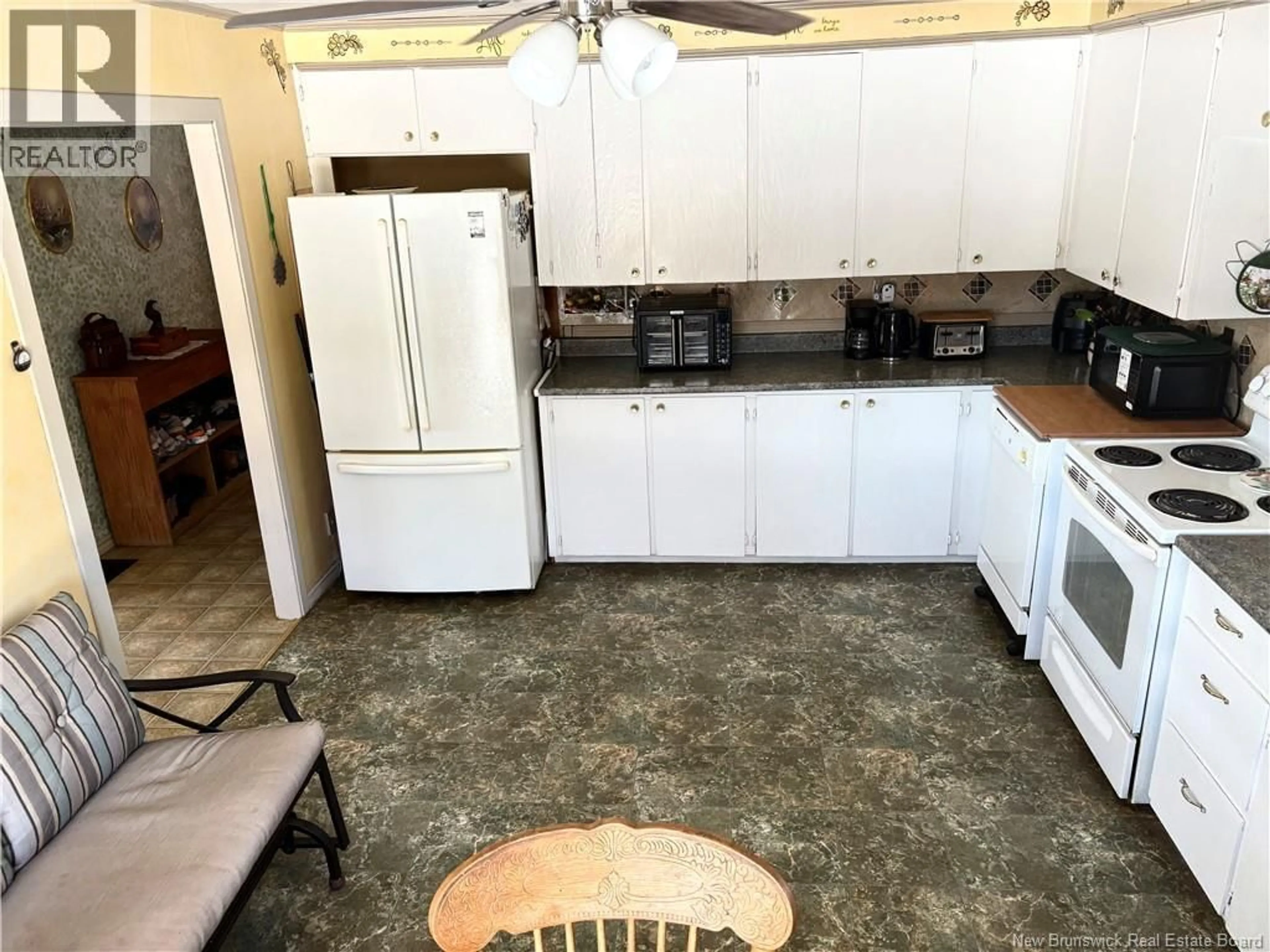 Standard kitchen, ceramic/tile floor for 1359 ROUTE 110, Royalton New Brunswick E7K2C8