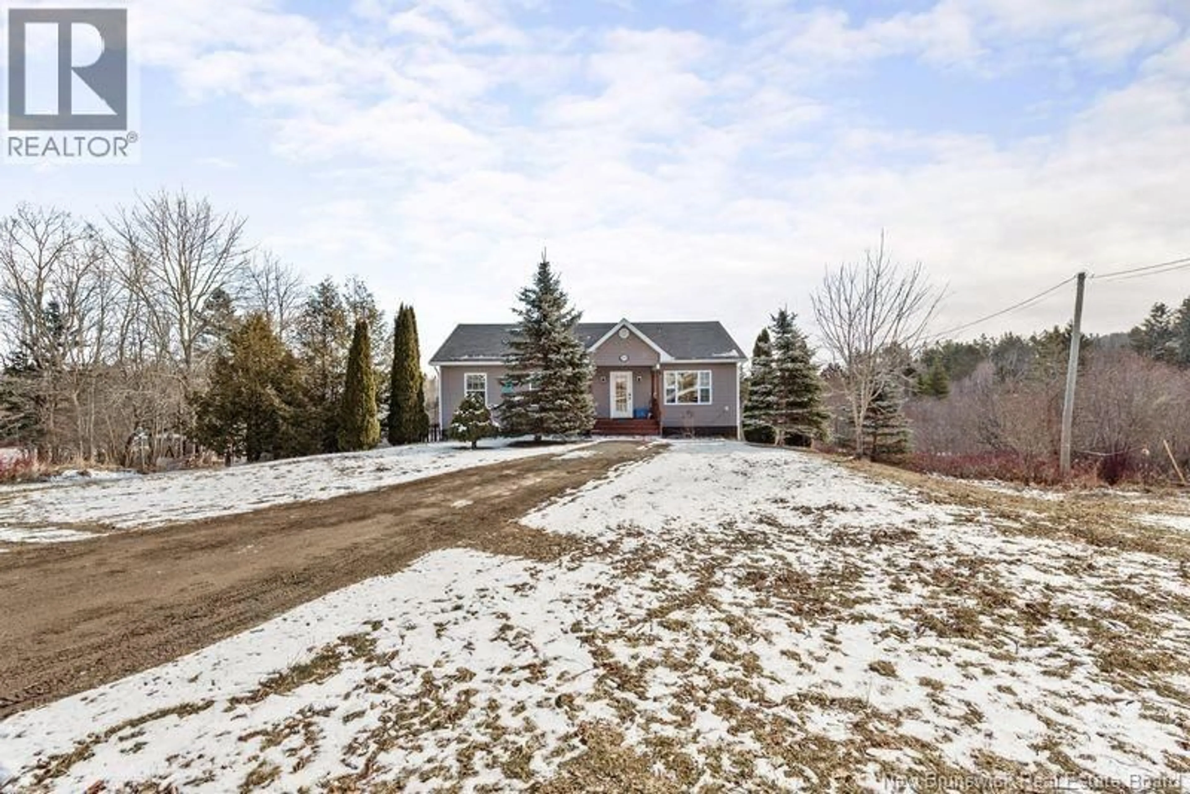 A pic from outside/outdoor area/front of a property/back of a property/a pic from drone, unknown for 3181 ROUTE 114, Edgetts Landing New Brunswick E4H2E8