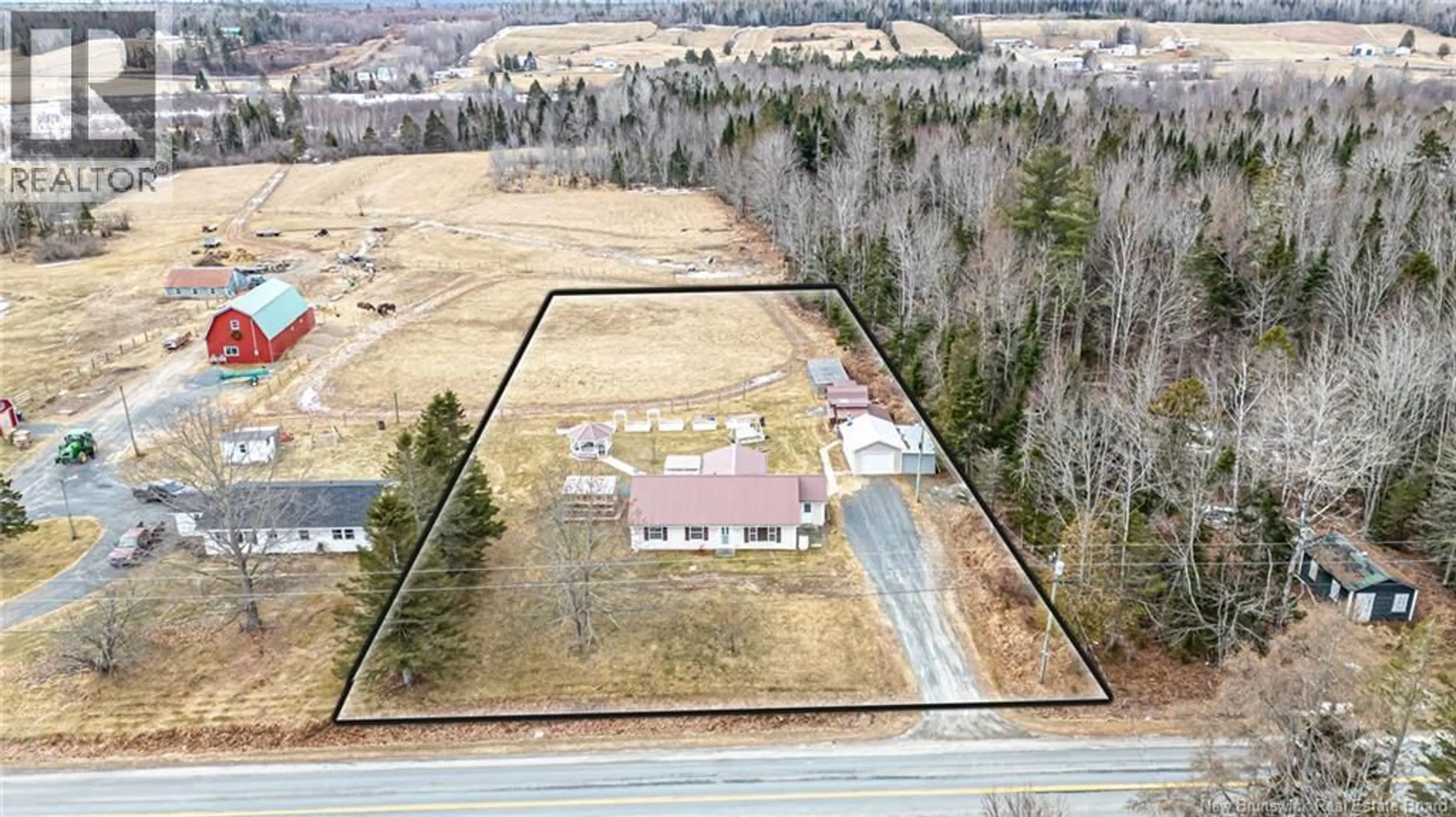 A pic from outside/outdoor area/front of a property/back of a property/a pic from drone, building for 1649 655 ROUTE, Rusagonis New Brunswick E3B8H4