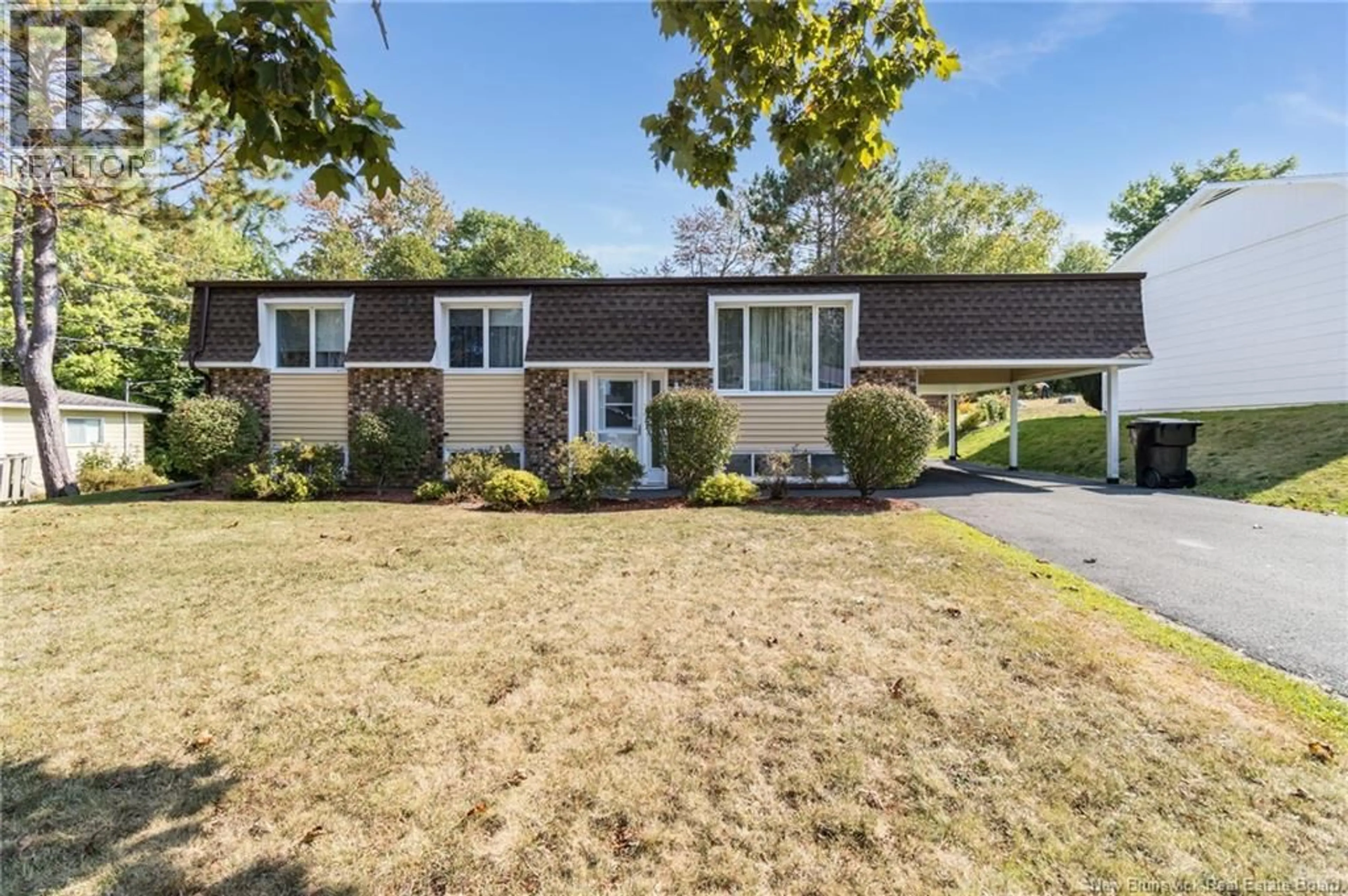 Unknown for 19 MOOERS DRIVE, Fredericton New Brunswick E3C1K9