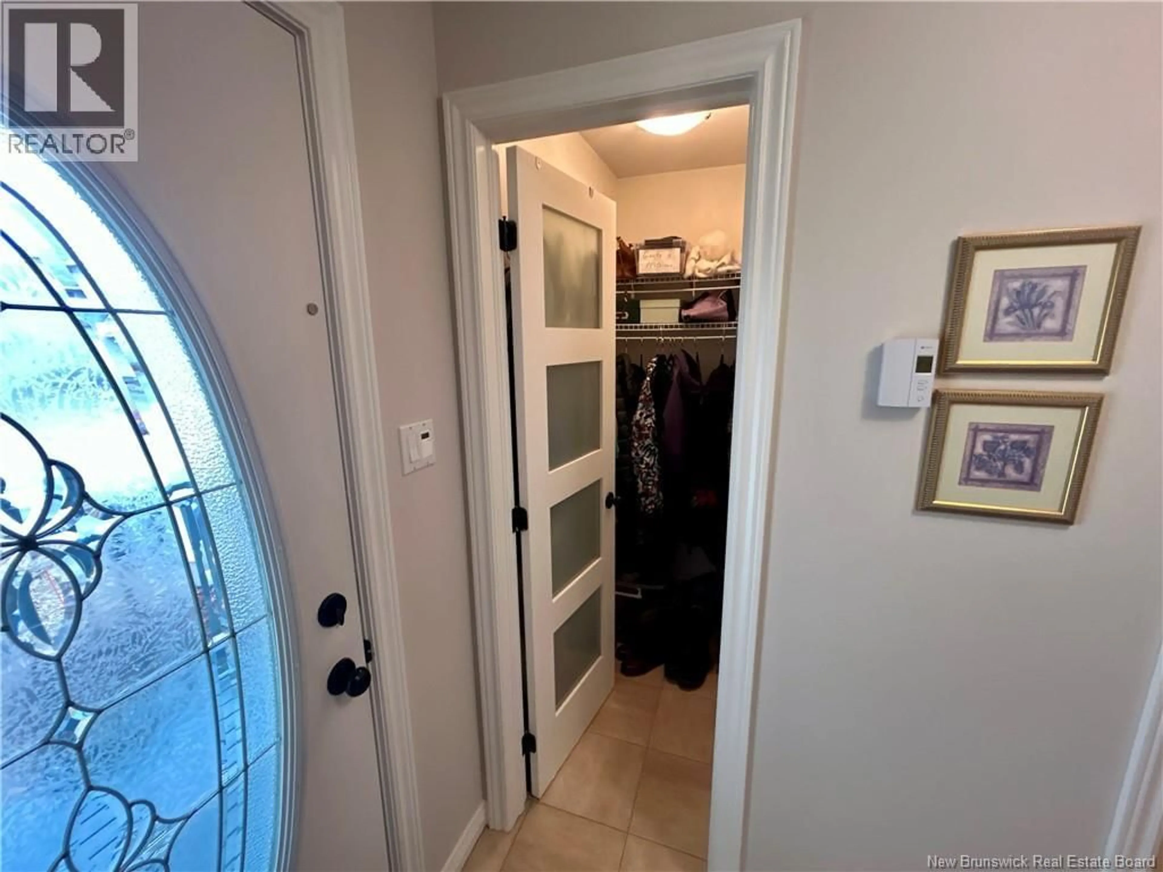 Indoor entryway for 154 DAMIEN STREET, Dieppe New Brunswick E1A0H3