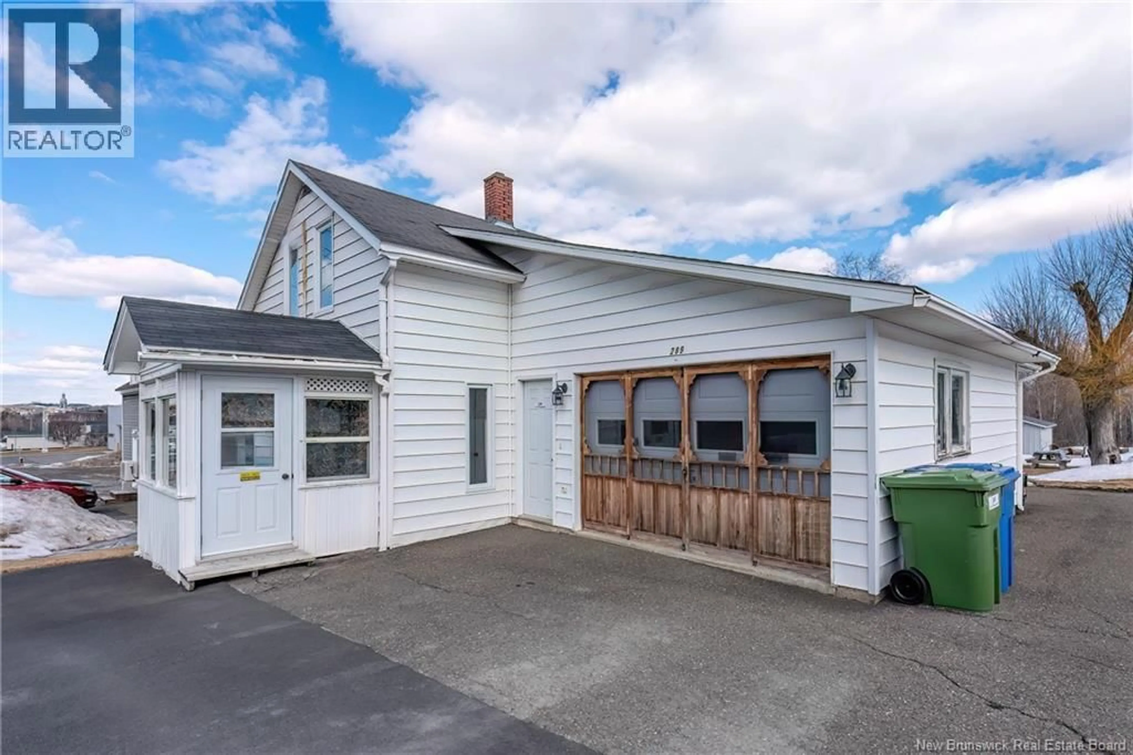 Home with vinyl exterior material, street for 289 PORTAGE ROAD, Victoria New Brunswick E3Z1M1