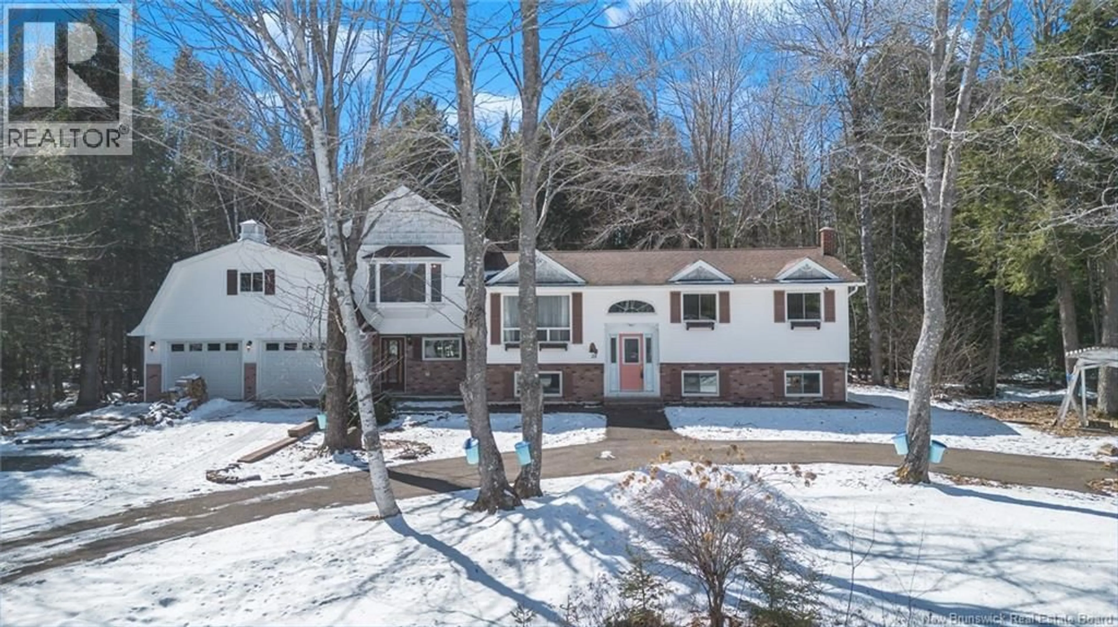 A pic from outside/outdoor area/front of a property/back of a property/a pic from drone, street for 25 BURTON EVERGREEN DRIVE, Burton New Brunswick E2V3E4