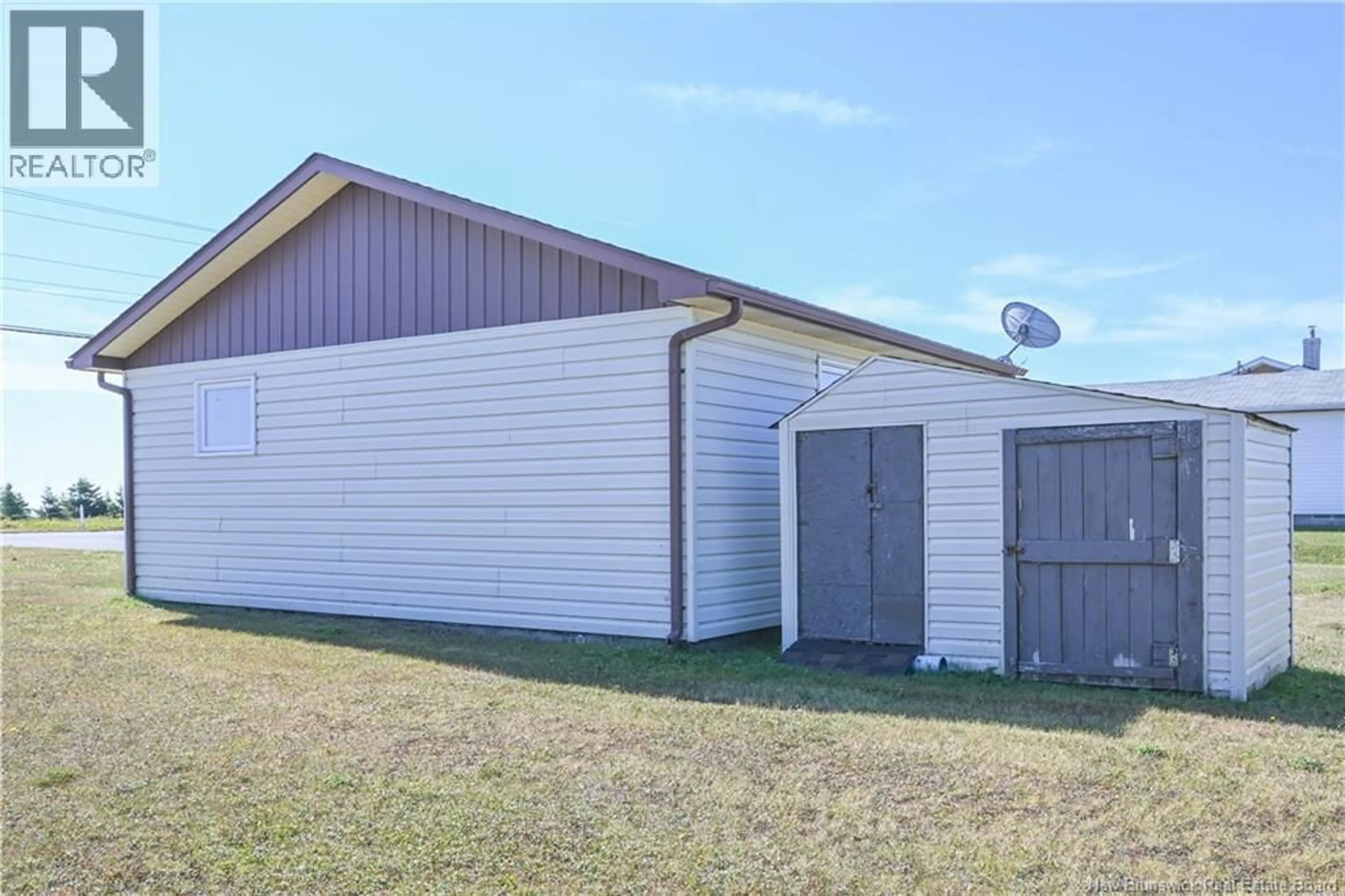 Shed for 1089 DE LA MER BOULEVARD, Saint-Marie-Saint-Raphaël New Brunswick E8T1V6