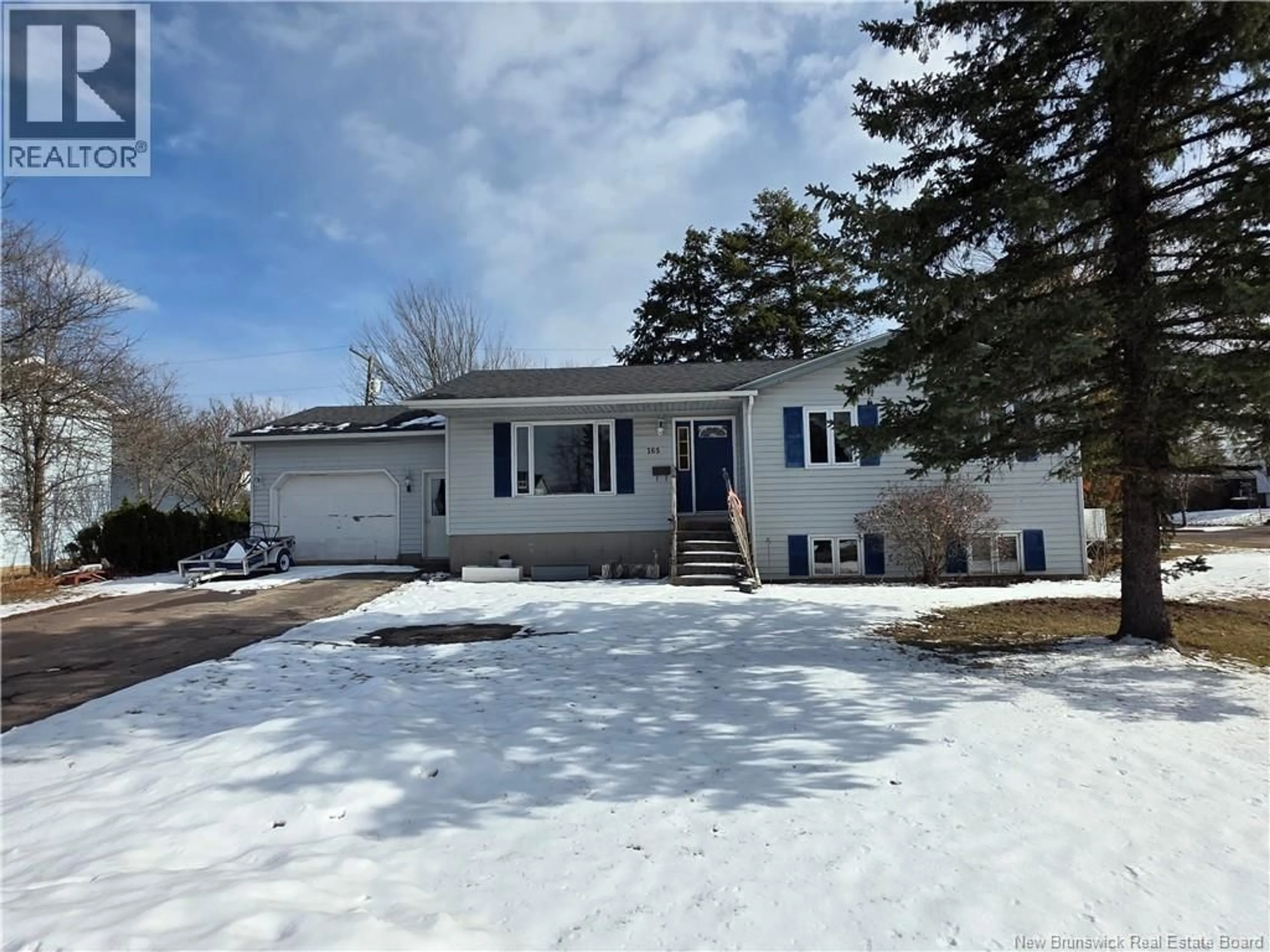 Home with vinyl exterior material, street for 165 LIBERTY CRESCENT, Moncton New Brunswick E1A6K6